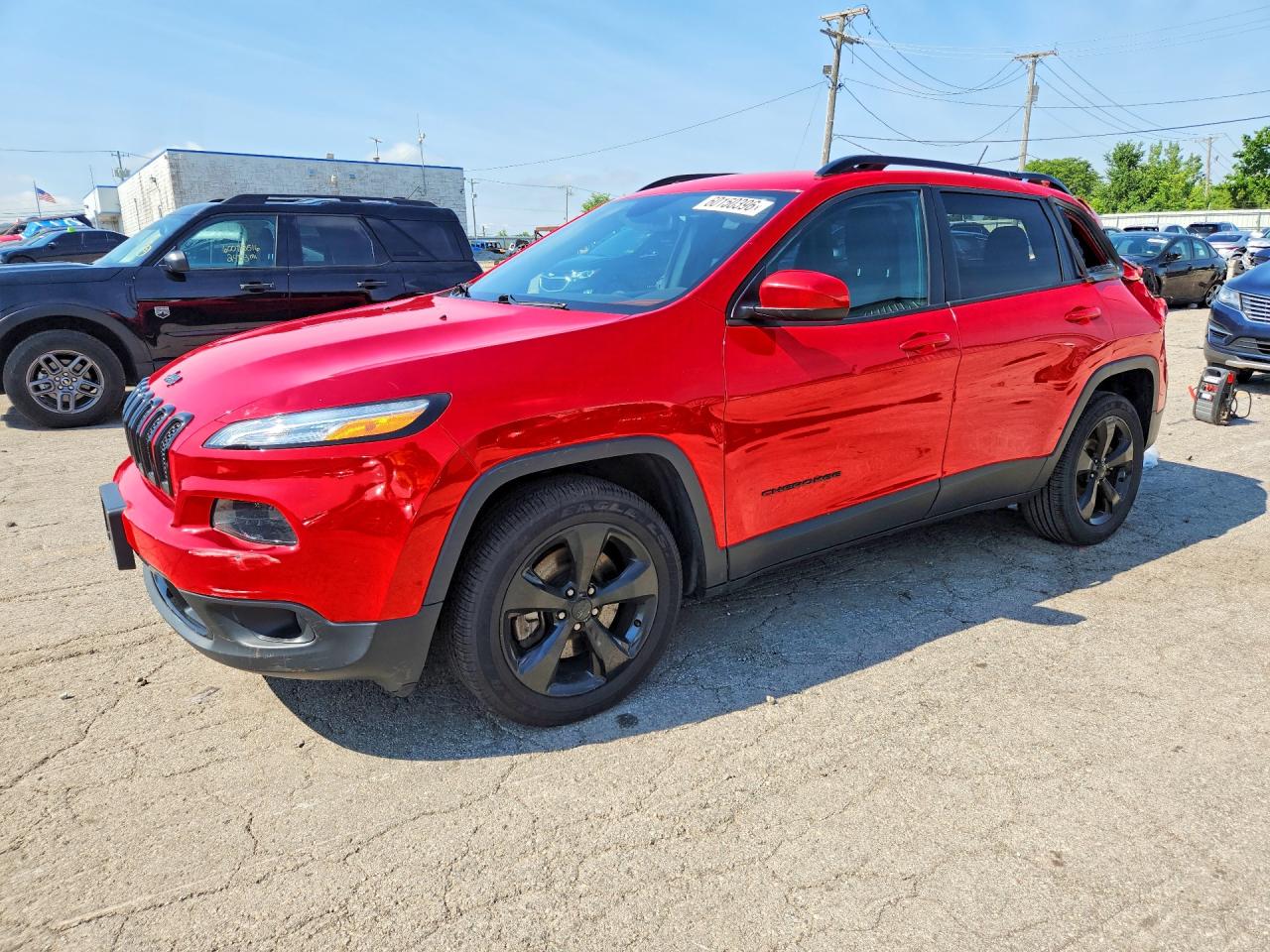 2018 Jeep Cherokee Latitude, VIN 1C4PJLCB0JD618326 — Roof