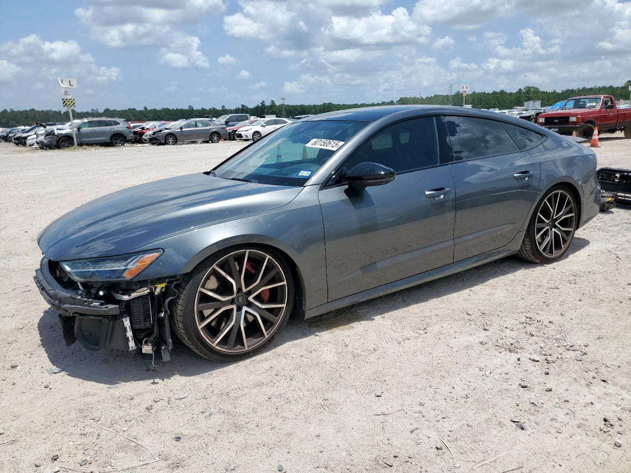 2021 Audi S7 Prestige, VIN WAUSFBF25MN079151 — Перед