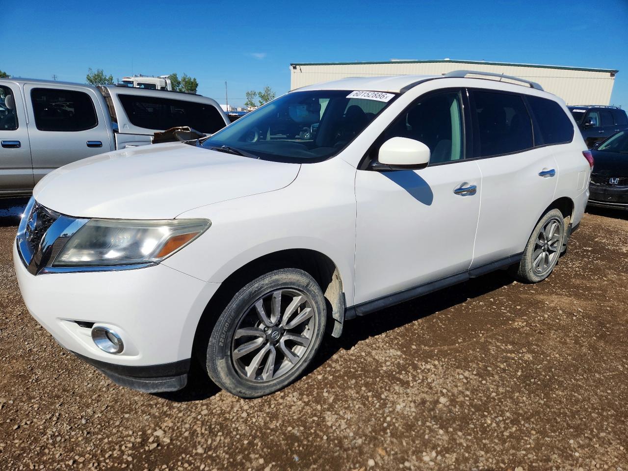 2014 Nissan Pathfinder S, VIN 5N1AR2MM2EC603116 — Auction photo