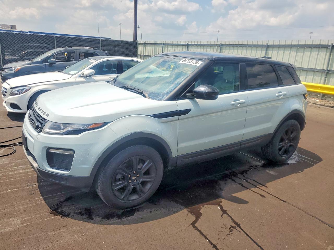 2017 Land Rover Range Rover Evoque SE, VIN SALVP2BG6HH218005 — Minor dents and scratches