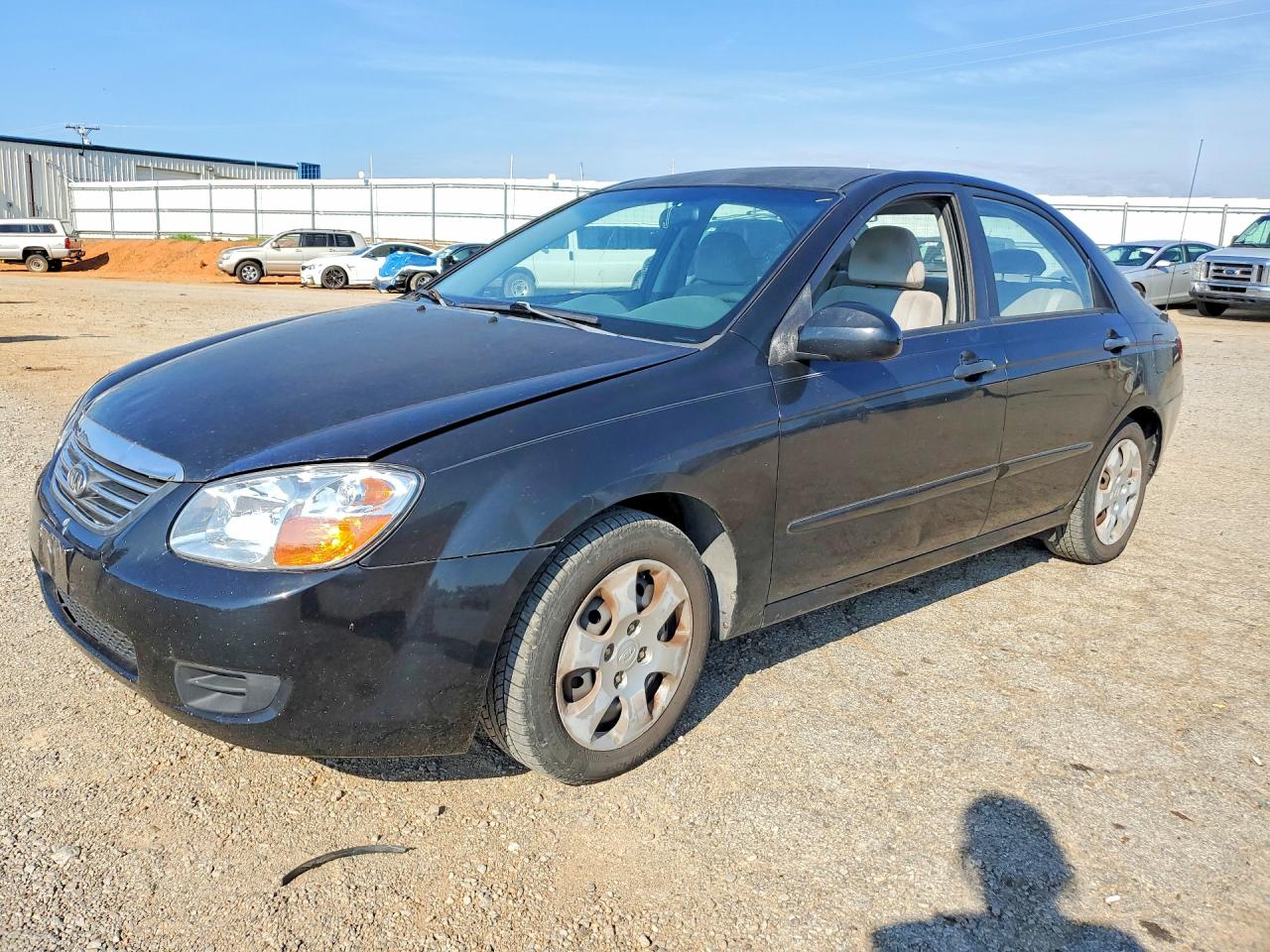 2009 Kia Spectra EX, VIN KNAFE221995660404 — Front end