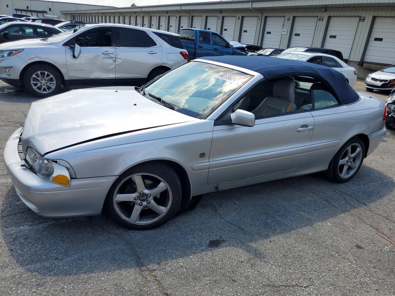 2004 Volvo C70, VIN YV1NC62D14J049606 — Front end