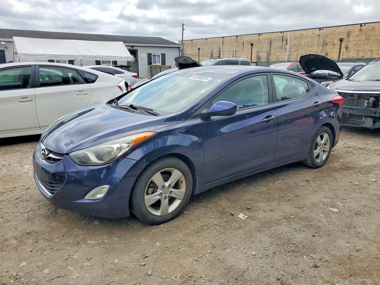 2013 Hyundai Elantra GLS, VIN 5NPDH4AE0DH356727 — Undercarriage