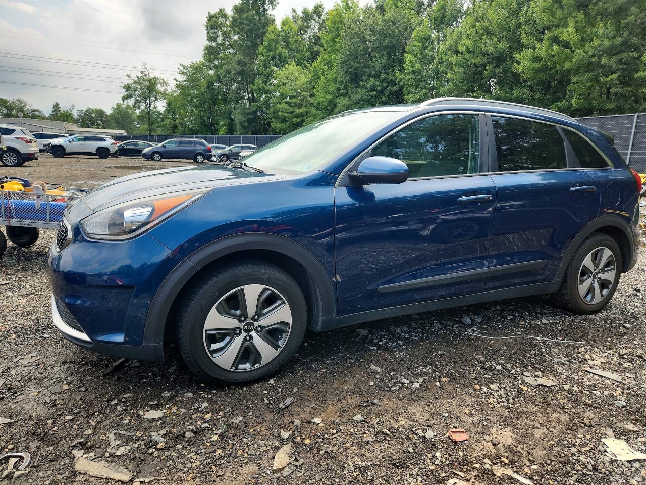 2019 Kia Niro FE, VIN KNDCB3LC2K5217053 — Side