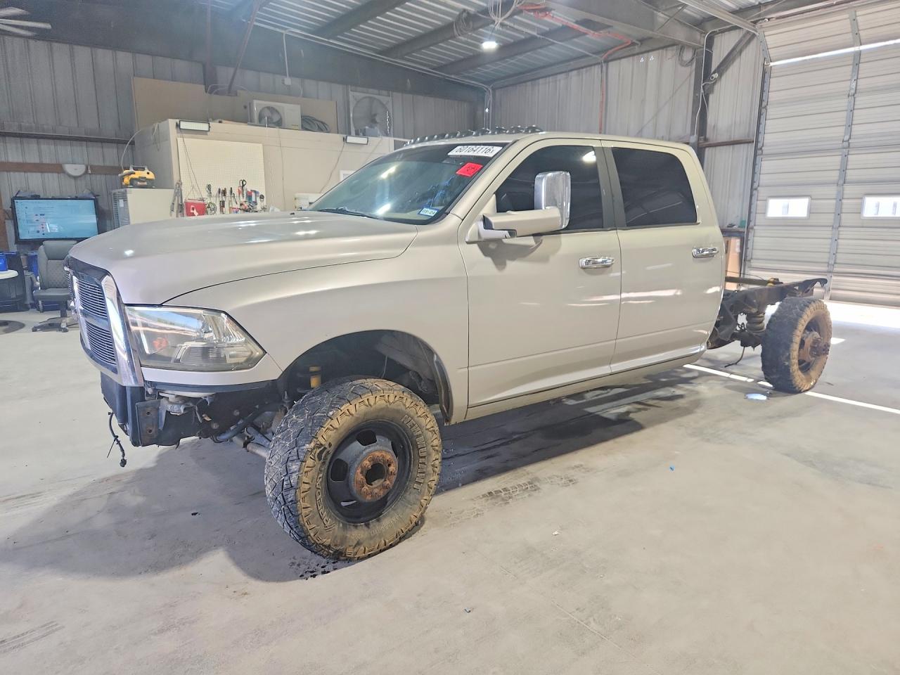 2010 Dodge 3500 SLT, VIN 3D73Y4CL0AG138000 — Front end