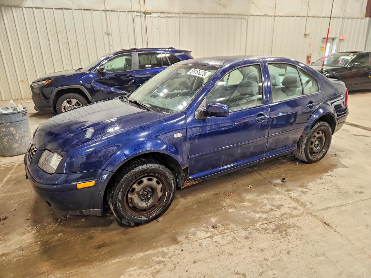 2002 Volkswagen Jetta GLS, VIN 3VWSB69M82M115633 — Rear end