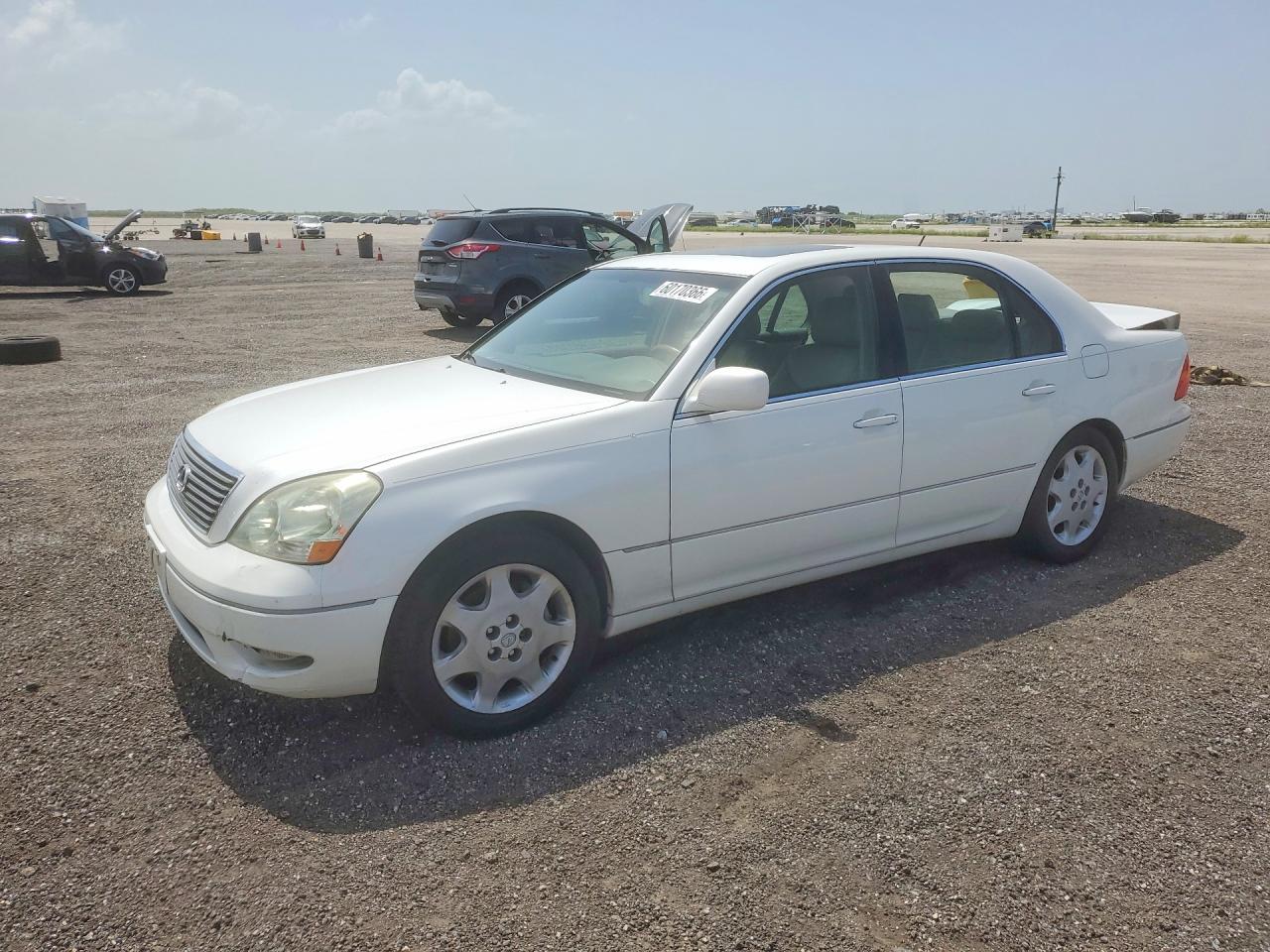 2002 Lexus LS 430, VIN JTHBN30F520064133 — Зад