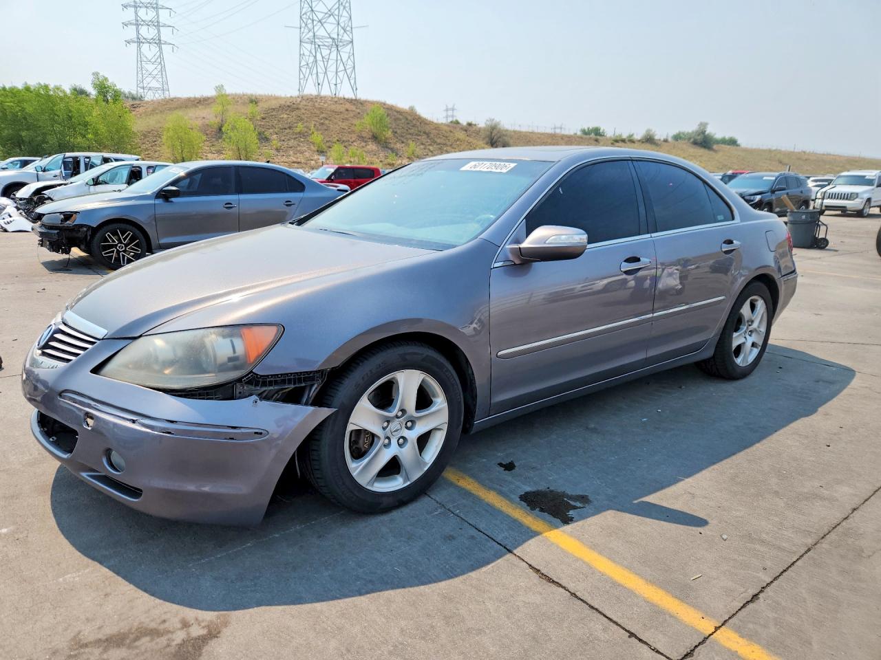 2005 Acura RL, VIN JH4KB16505C017803 — Rear end