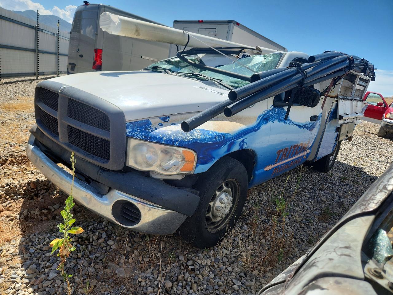 2005 Dodge 2500 ST, VIN 3D6WR26D55G828466 — Опрокидывание