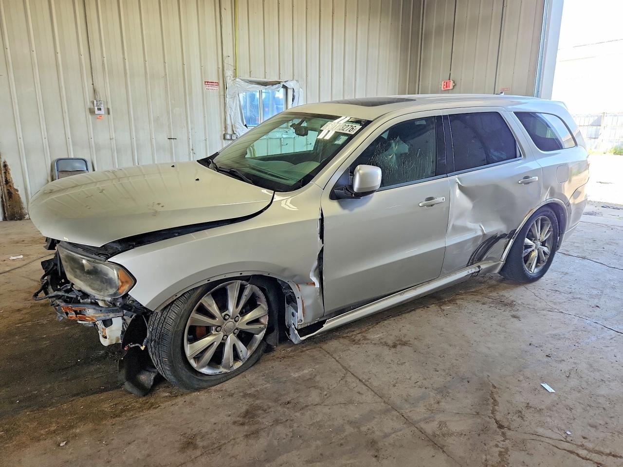 2011 Dodge Durango Heat, VIN 1D4RD3GG6BC687179 — Front end