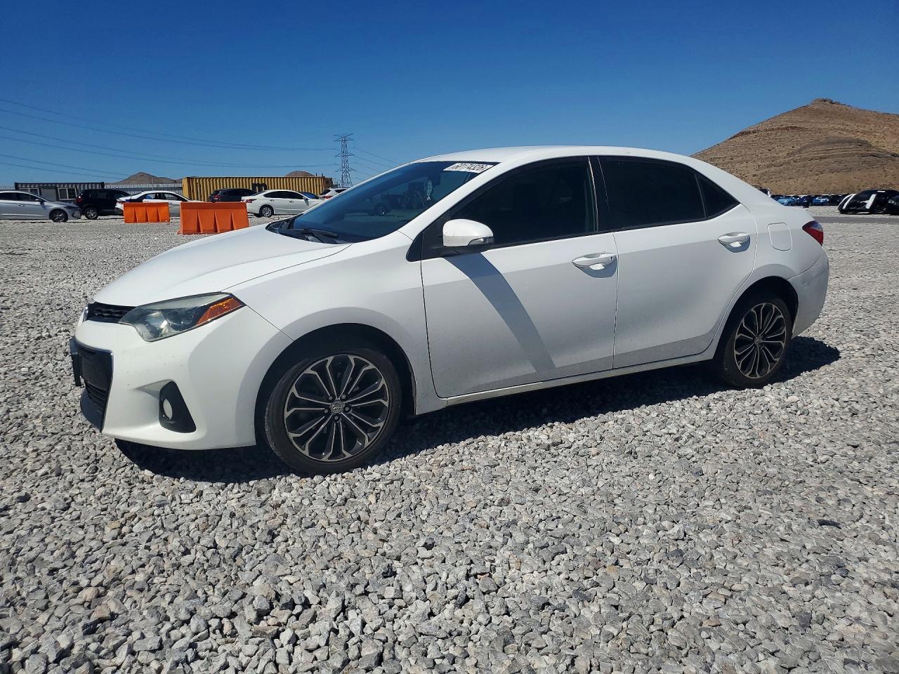 2014 Toyota Corolla S Plus, VIN 5YFBURHE7EP150542 — Front end
