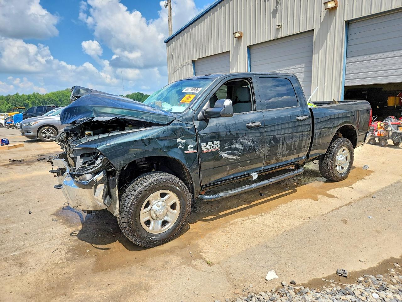 2015 Ram 2500 Tradesman, VIN 3C6UR5CL9FG655795 — Front end