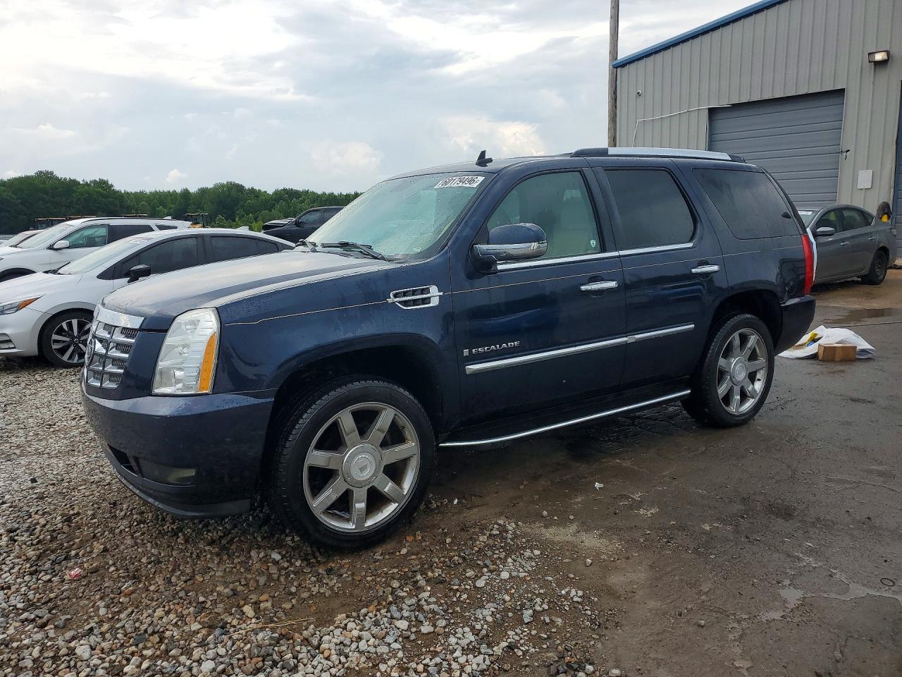 2008 Cadillac Escalade, VIN 1GYFK63818R152380 — Water / flood