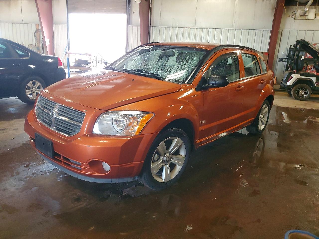 2011 Dodge Caliber Mainstreet, VIN 1B3CB3HA5BD107791 — Front end
