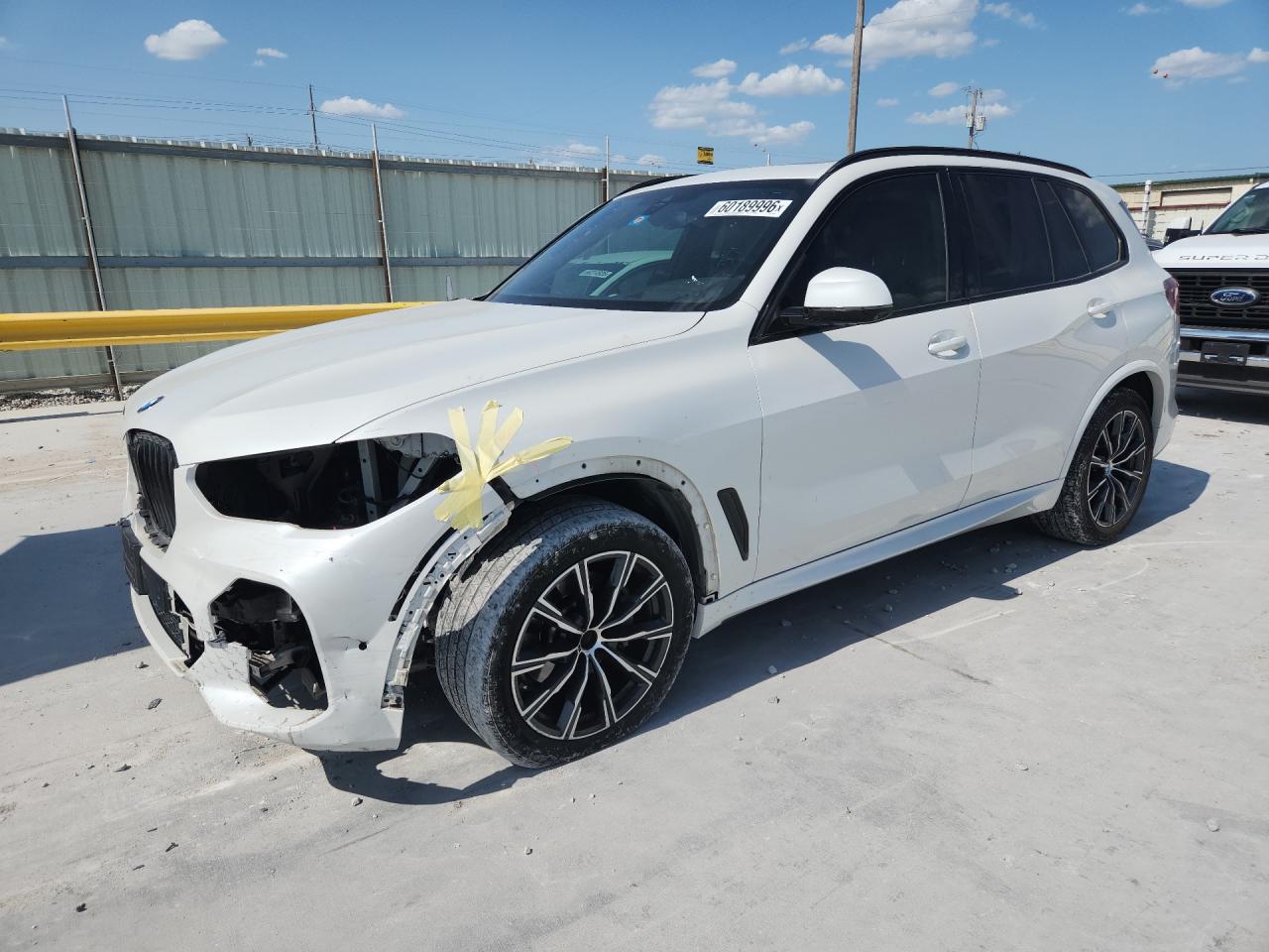 2022 BMW X5 xDrive40i, VIN 5UXCR6C08N9J88883 — Front end
