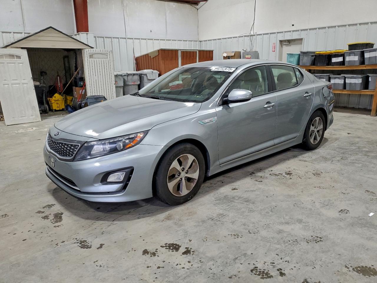 2014 Kia Optima LX, VIN KNAGM4AD6E5075661 — Front end