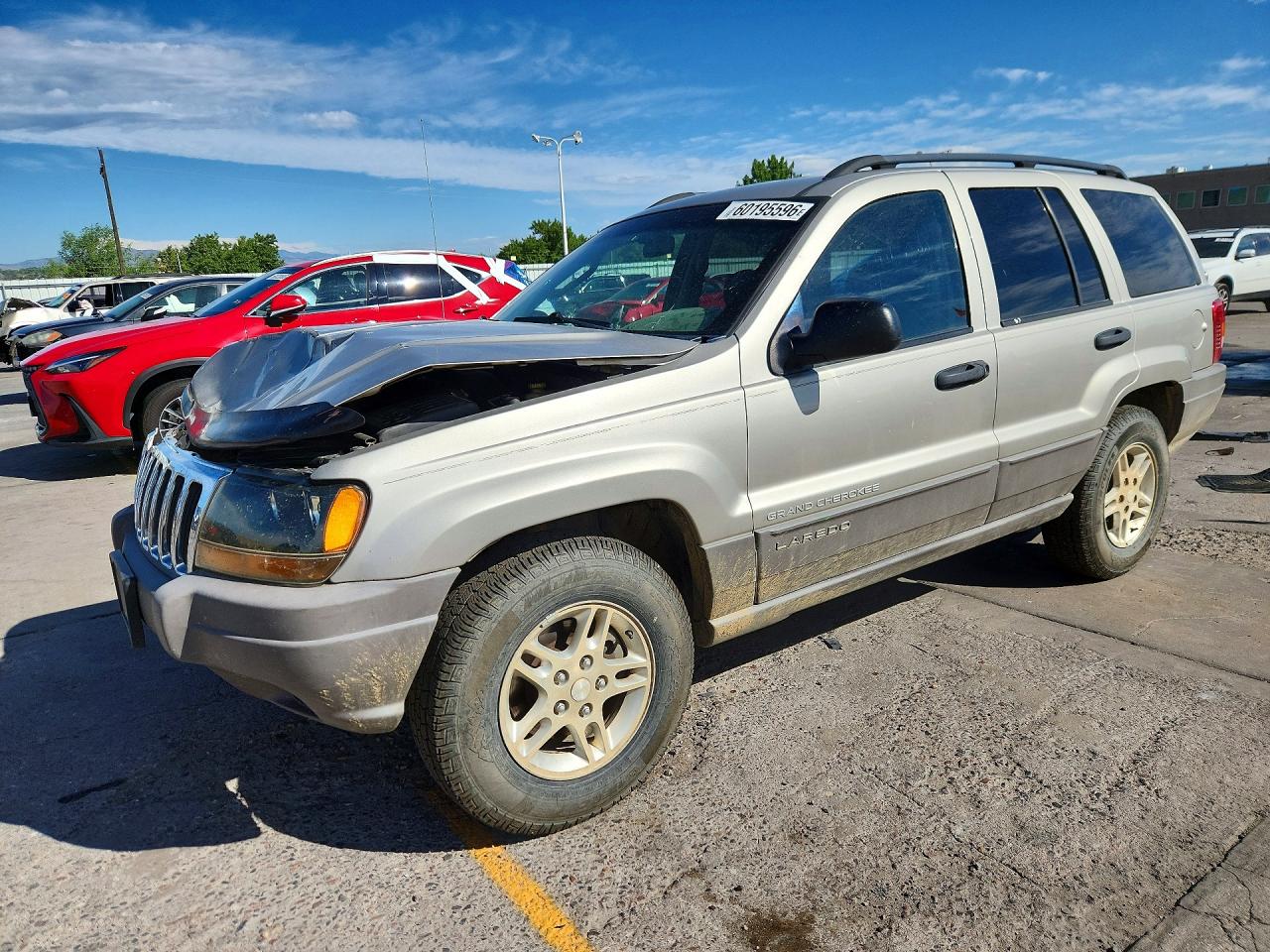2003 Jeep Grand Cherokee Laredo, VIN 1J4GW48S03C536020 — Front end