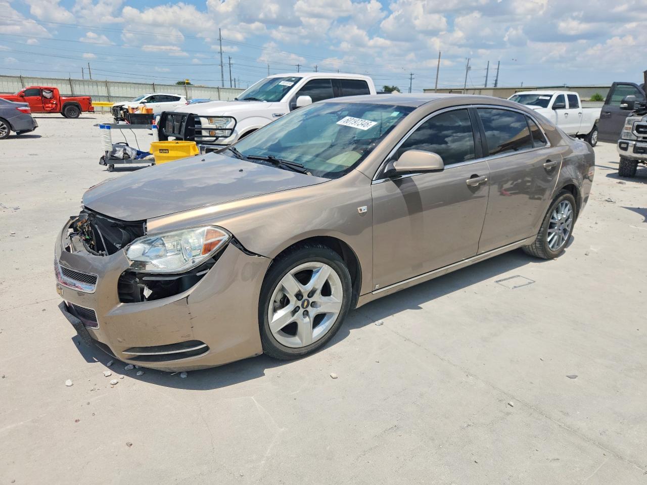 2008 Chevrolet Malibu 1LT, VIN 1G1ZH57B68F225111 — Front end