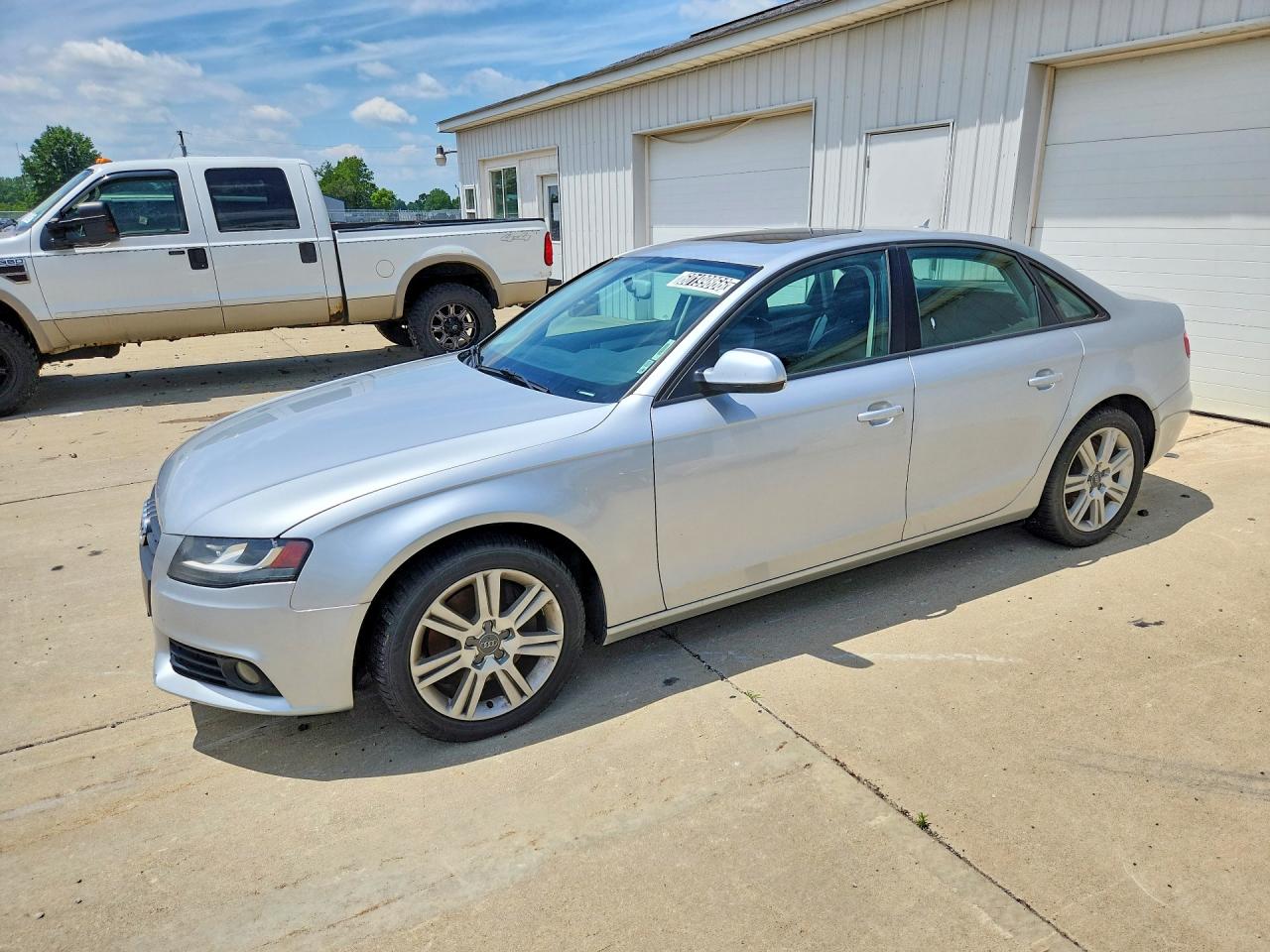 2010 Audi A4 Premium, VIN WAUBFAFL6AN042544 — Зад
