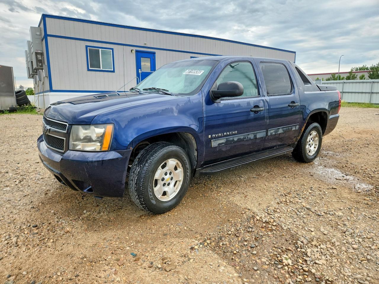 2009 Chevrolet Avalanche LS, VIN 3GNEC12039G207305 — Minor dents and scratches