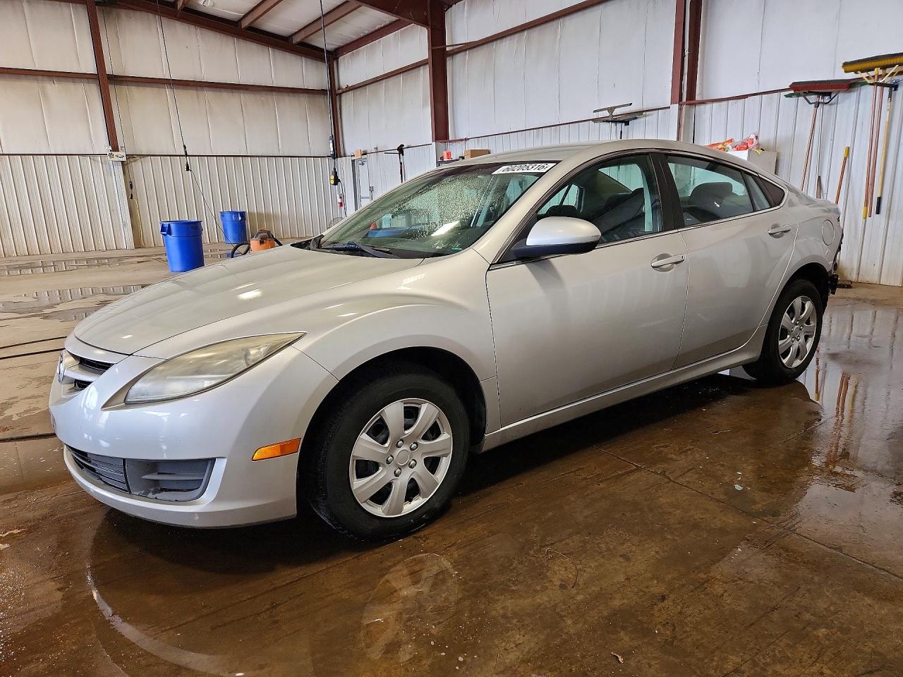 2010 Mazda 6 i Sport, VIN 1YVHZ8BH4A5M18439 — Rear end