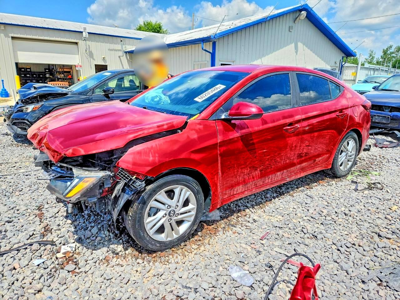 2019 Hyundai Elantra SEL, VIN KMHD84LF6KU744808 — Front end