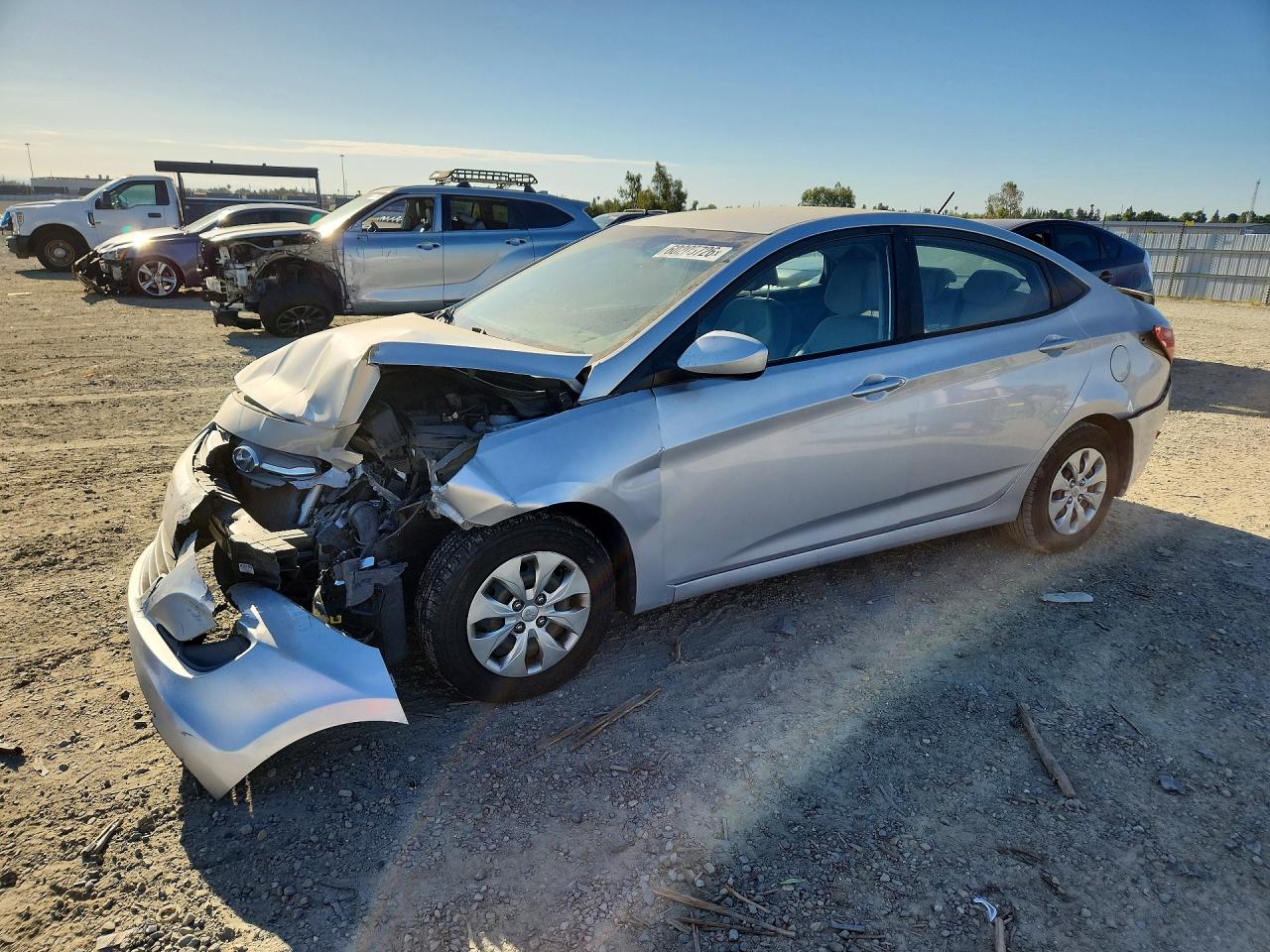 2017 Hyundai Accent SE, VIN KMHCT4AE5HU312871 — Перед