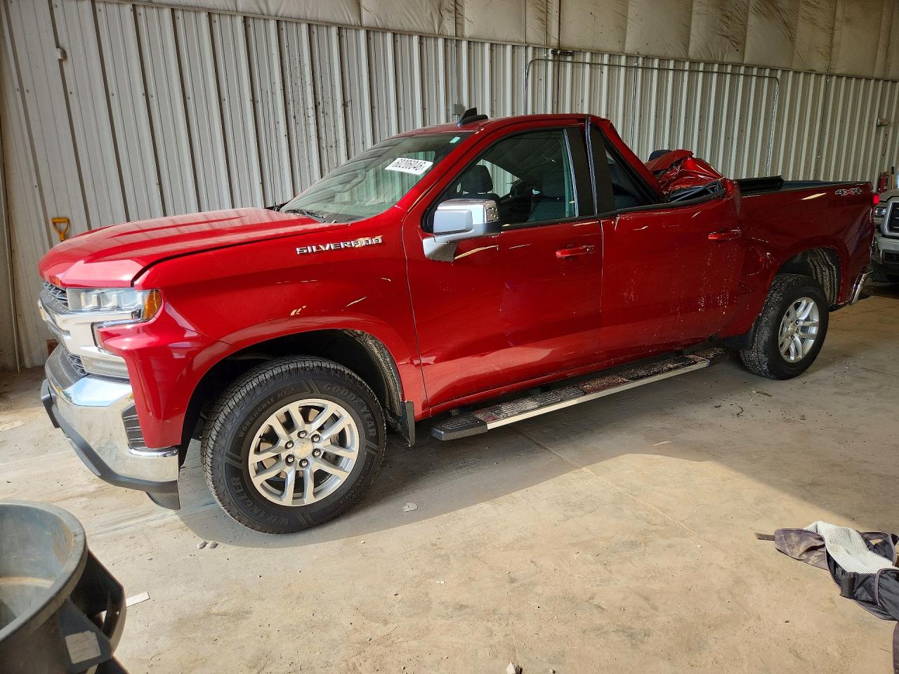 2021 Chevrolet Silverado 1500 LT, VIN 1GCUYDED0MZ179655 — Roof