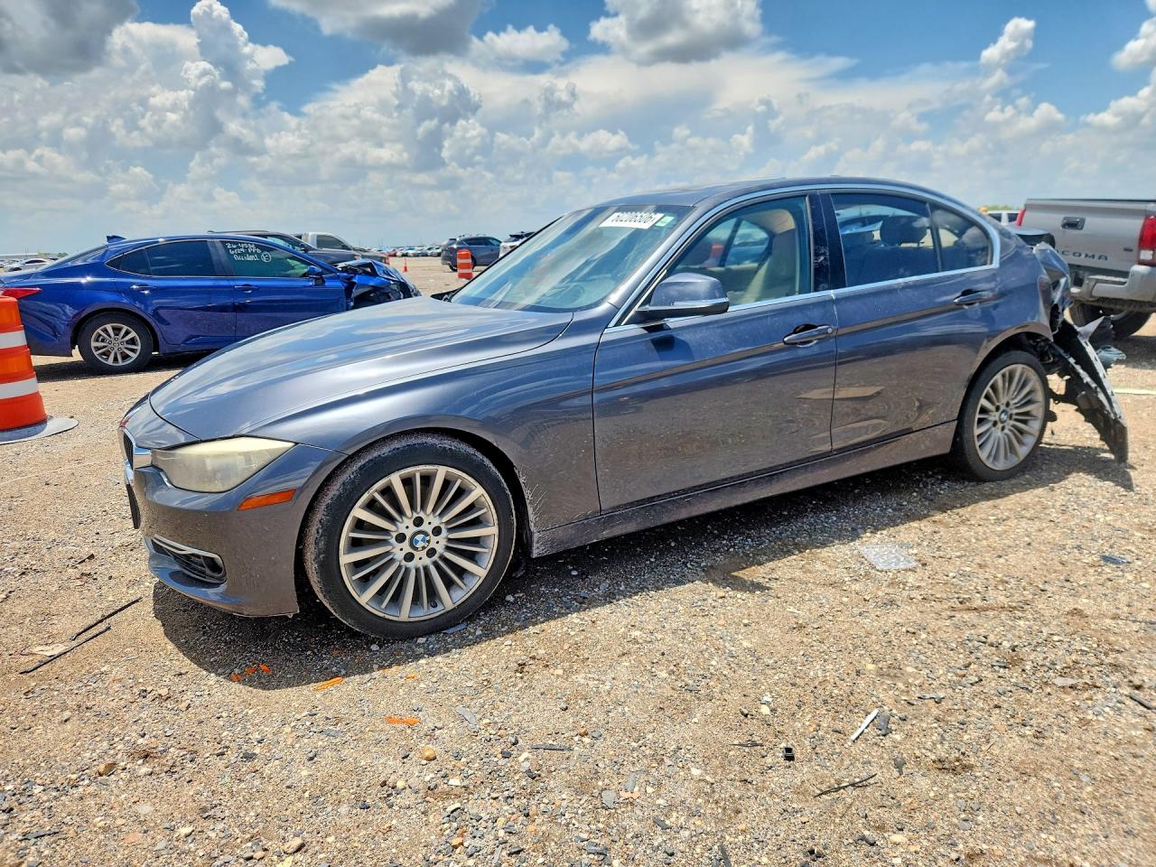 2013 BMW 3 Series 328i, VIN WBA3A5C56DF355611 — Rear end