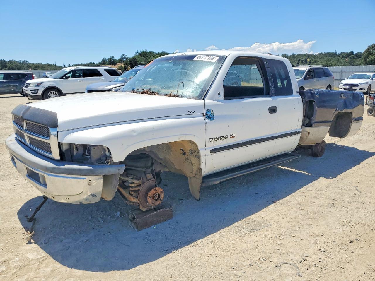 2000 Dodge 1500, VIN 3B7HC13Z0YG152541 — Vandalism