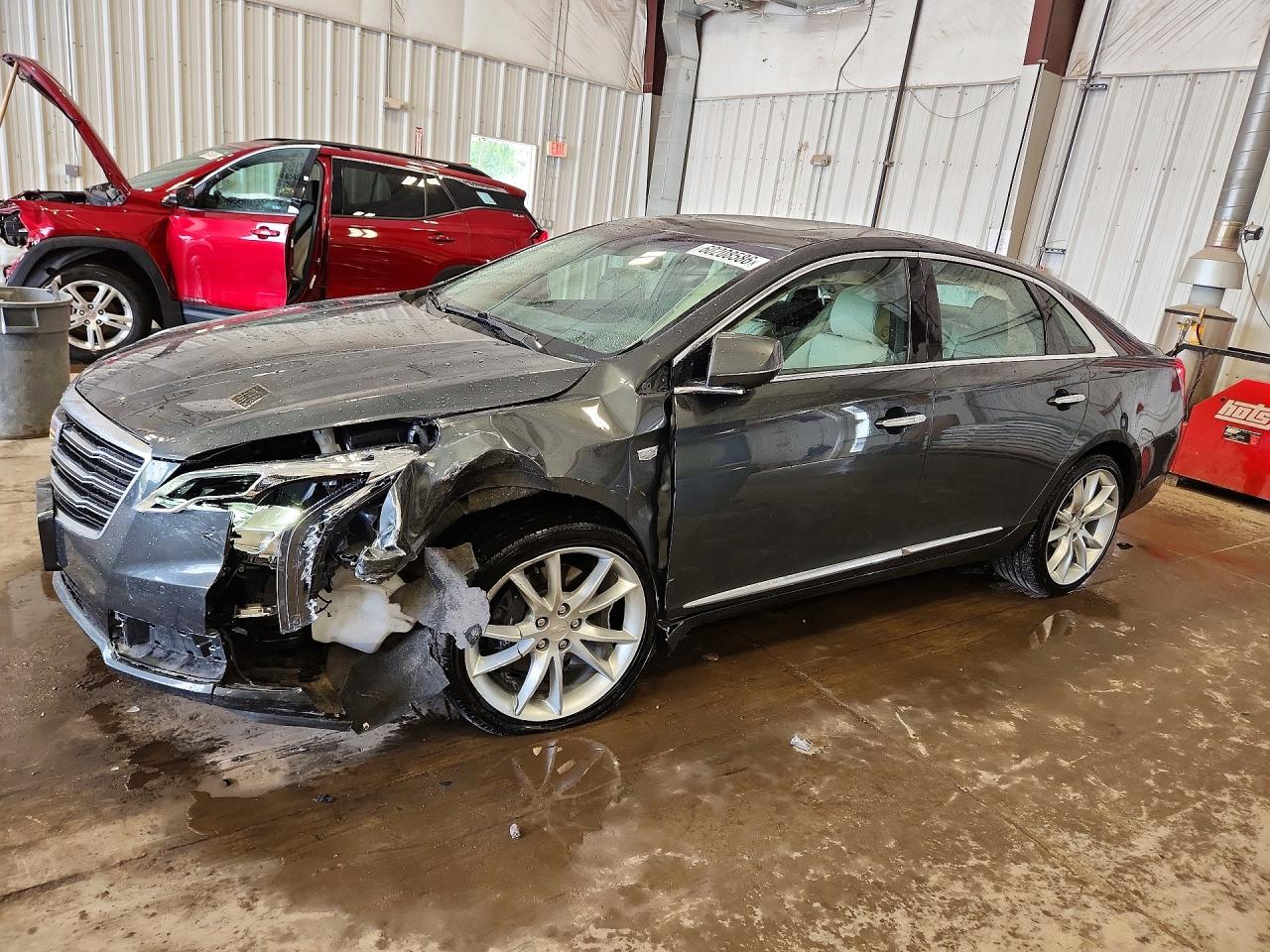 2019 Cadillac XTS Premium Luxury, VIN 2G61P5S31K9100978 — Front end