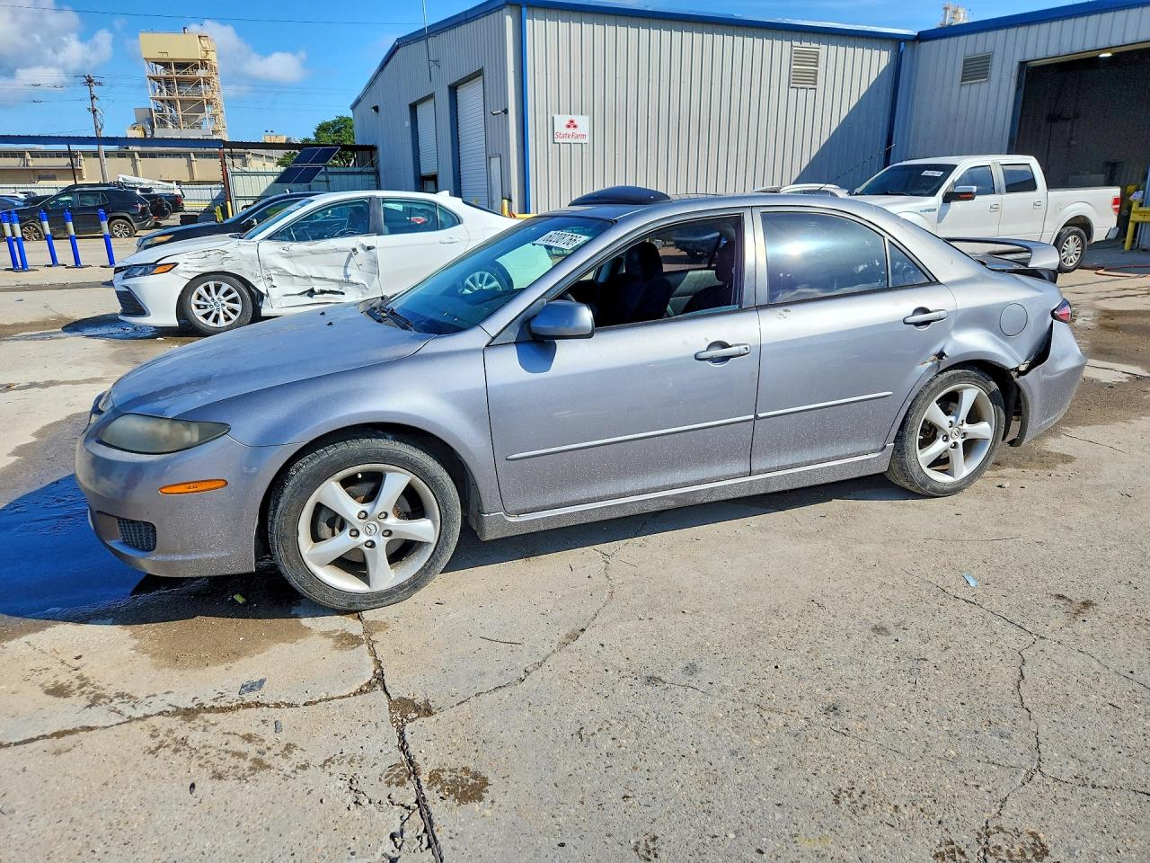 2008 Mazda 6 i Touring, VIN 1YVHP80C085M34662 — Rear end