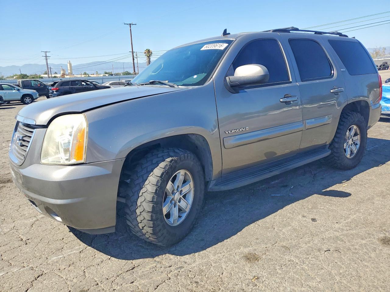 2007 GMC Yukon SLT, VIN 1GKFC13J47J118783 — Rear end