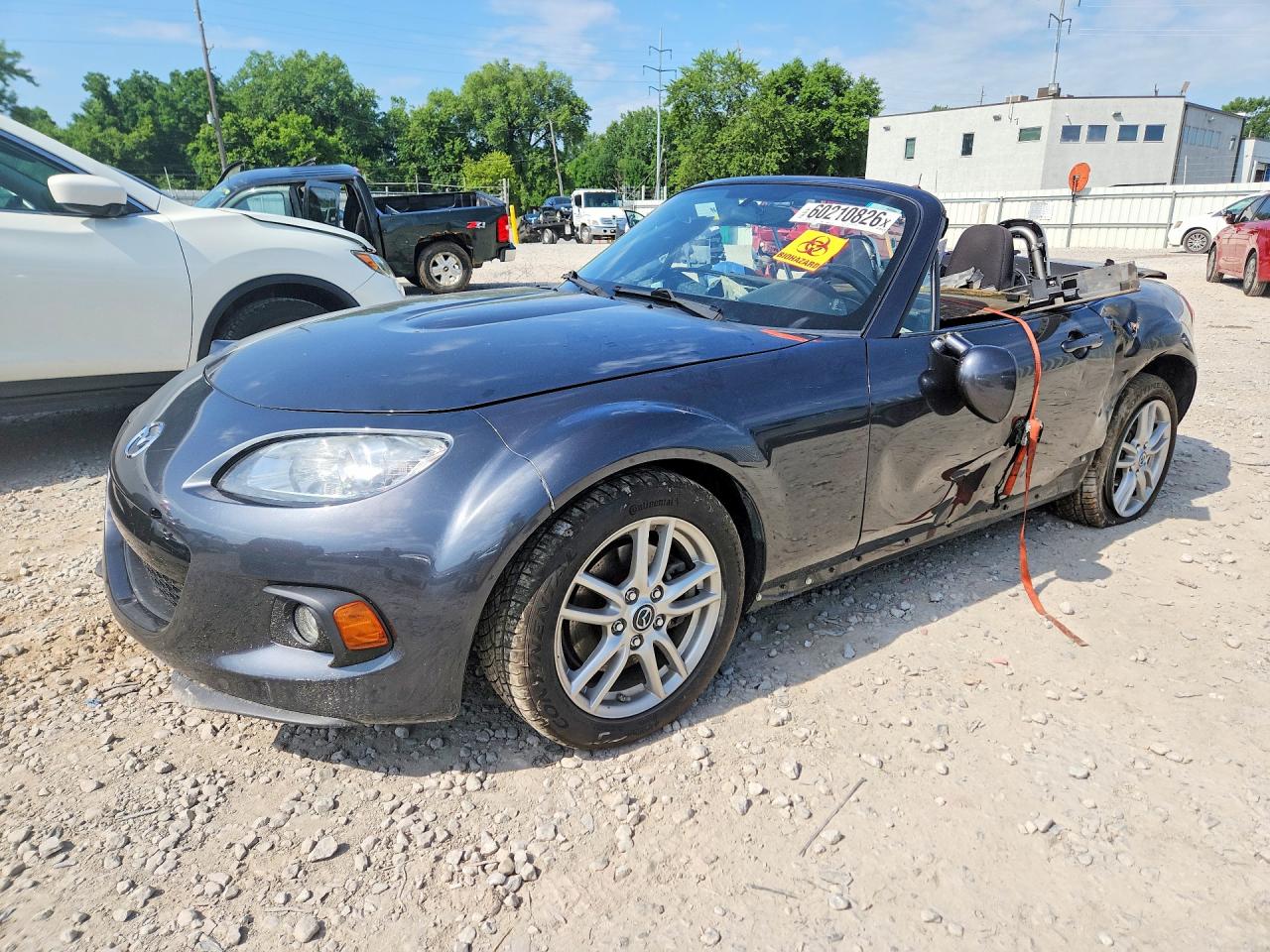 2015 Mazda MX-5 Miata Sport, VIN JM1NC2JF2F0237867 — Side
