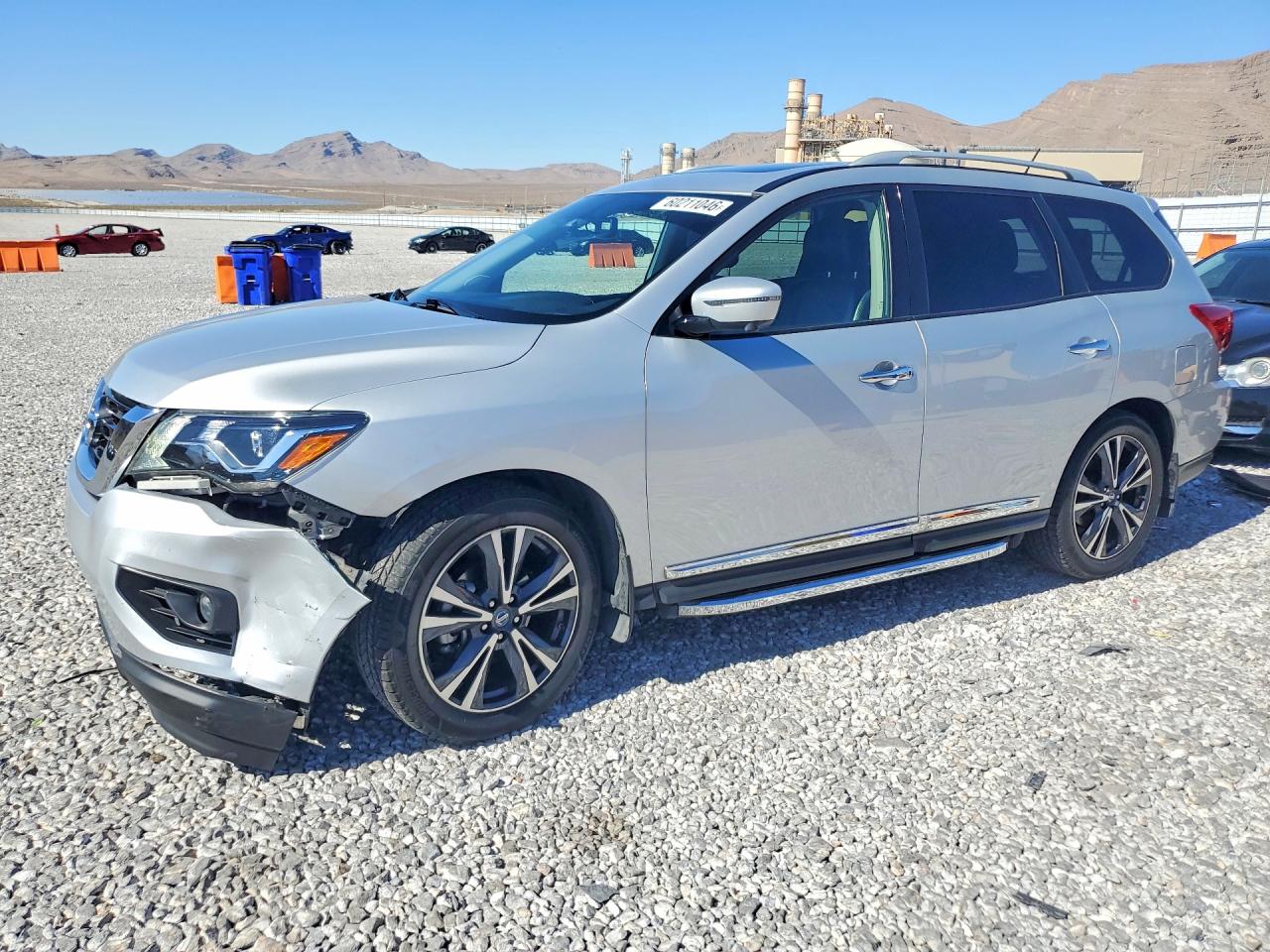 2018 Nissan Pathfinder S, VIN 5N1DR2MN4JC638062 — Front end
