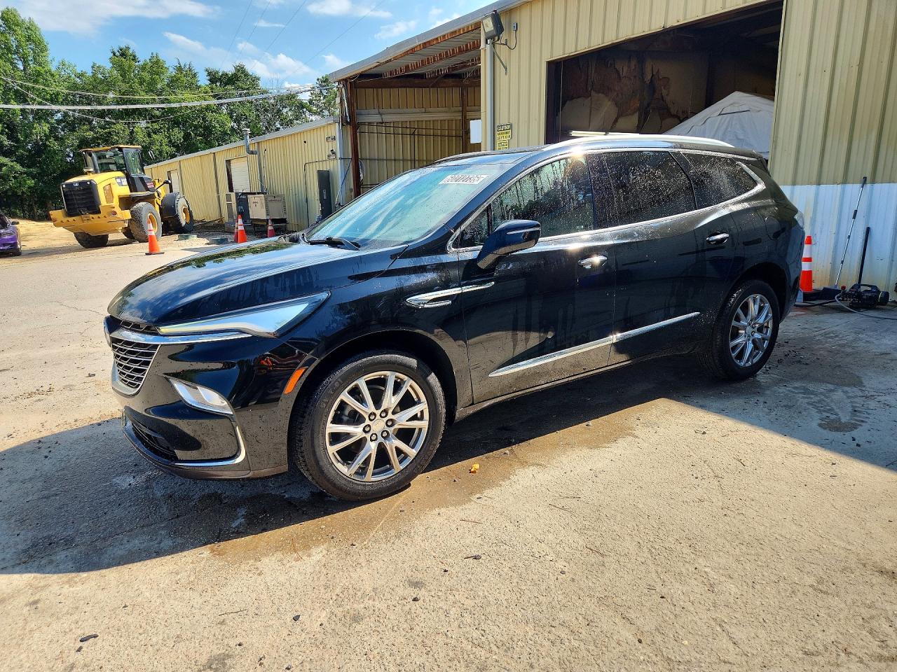 2022 Buick Enclave Premium, VIN 5GAEVBKW2NJ133589 — Mechanical