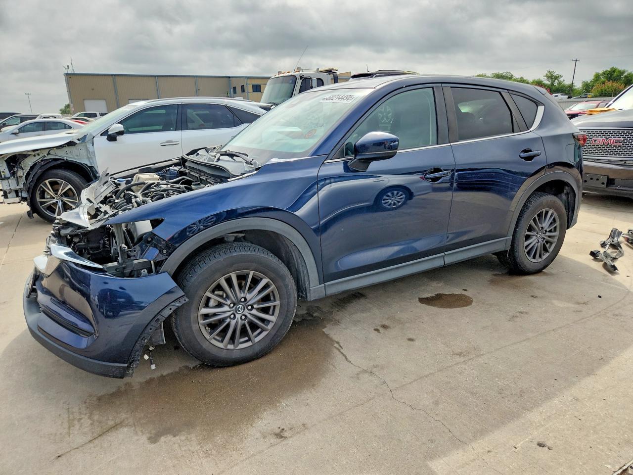 2019 Mazda CX-5 Touring, VIN JM3KFBCM6K0522854 — Front end