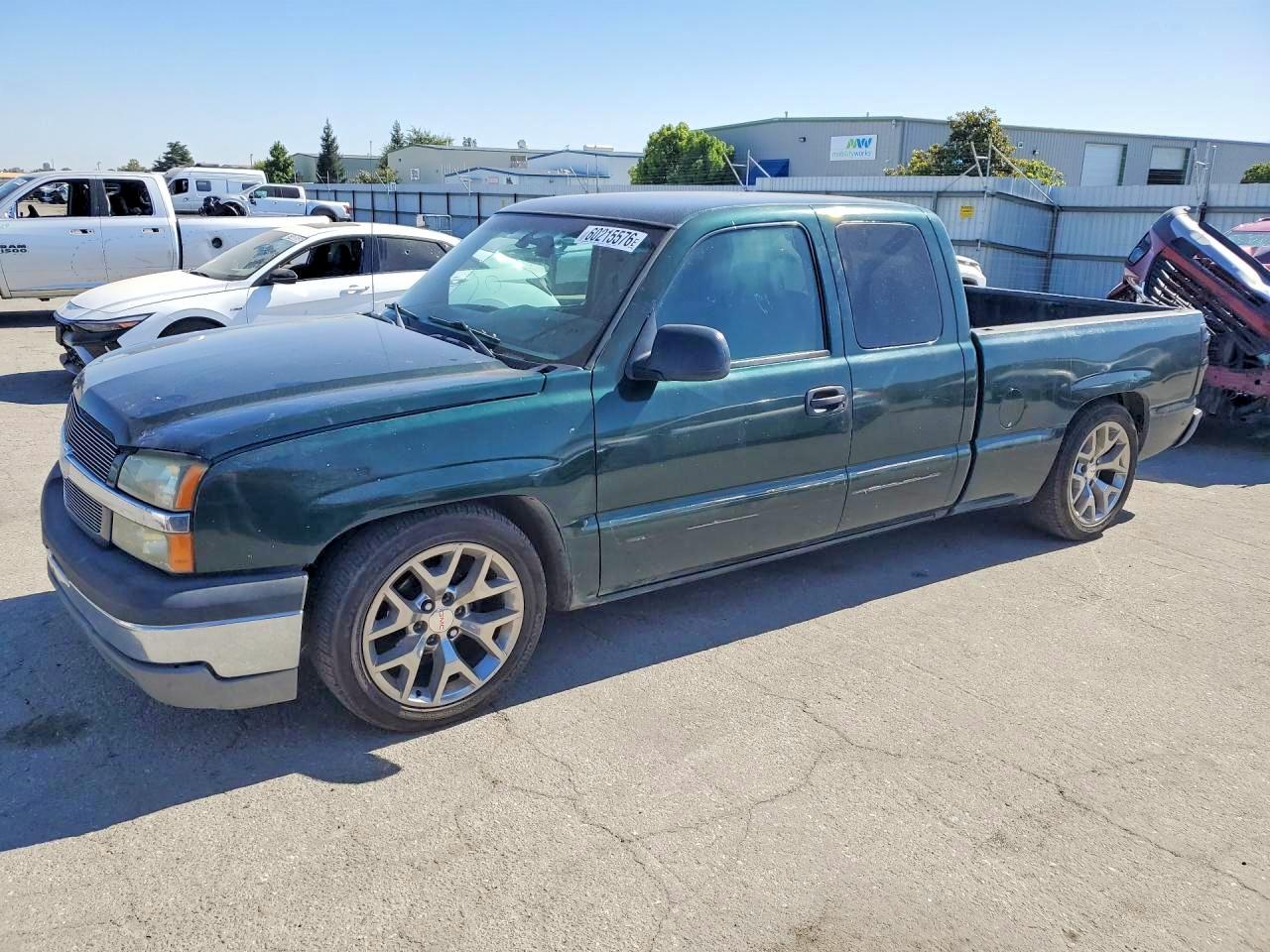 2004 Chevrolet Silverado 1500 LS, VIN 2GCEC19V041233565 — Vandalism