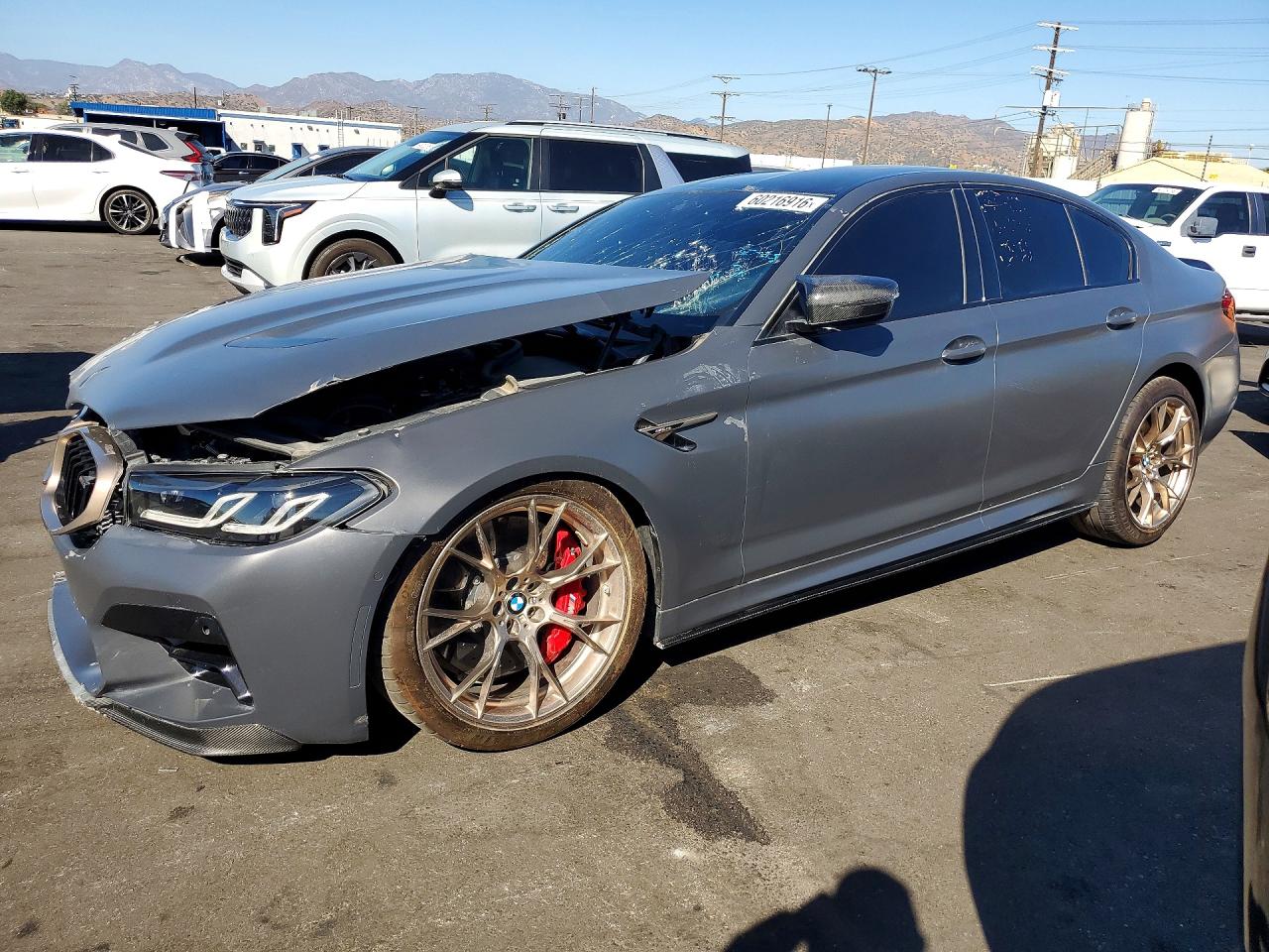 2022 BMW M5 CS, VIN WBS73CH06NCJ05135 — Front end
