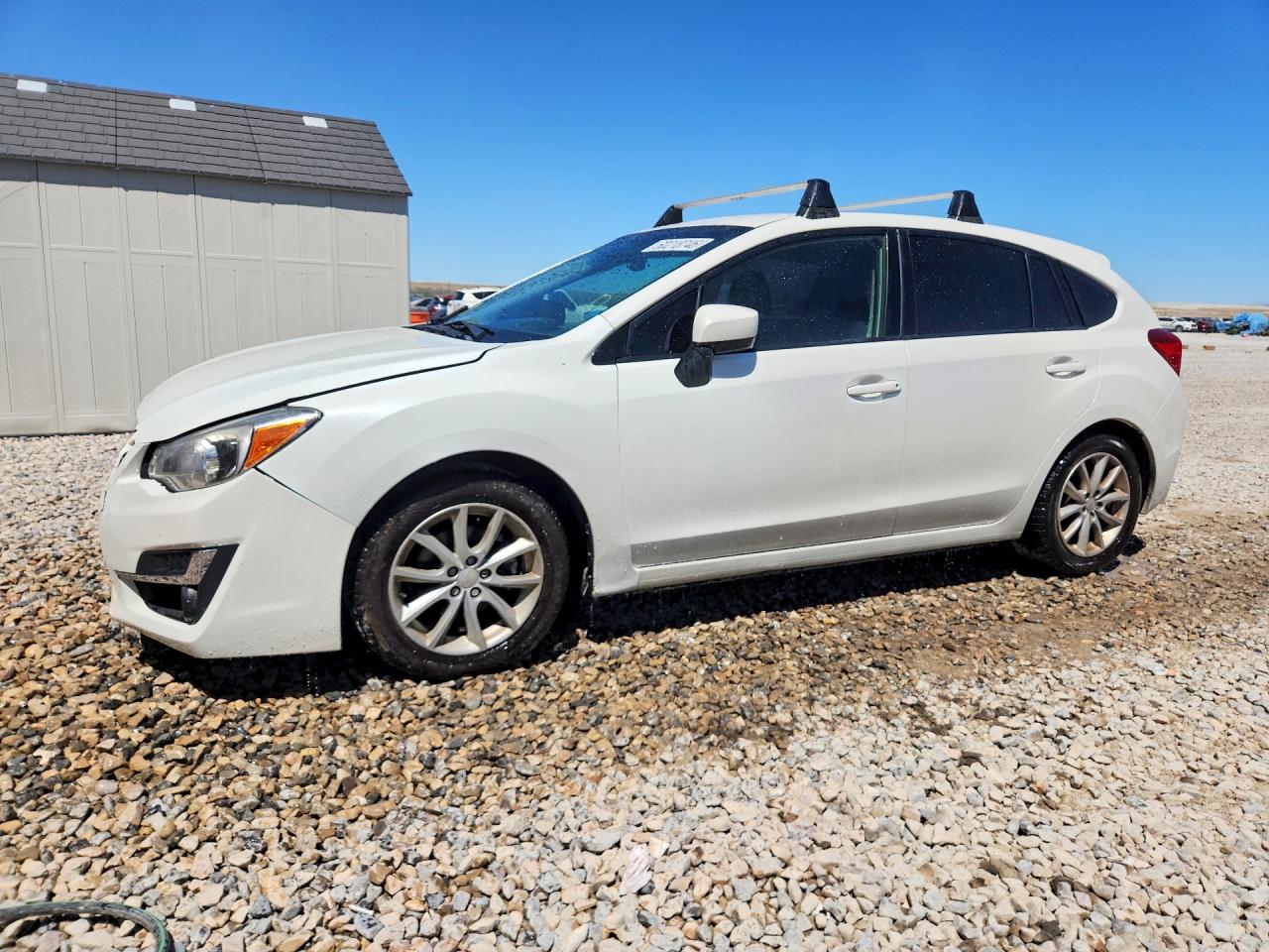 2016 Subaru Impreza 2.0i, VIN JF1GPAA69G8330336 — Перед