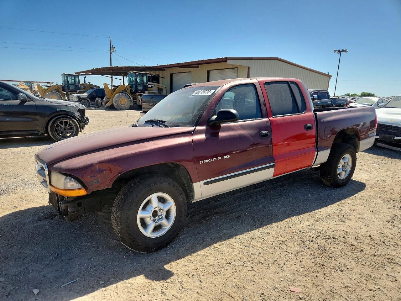 2000 Dodge Dakota Sport, VIN 1B7GL2ANXYS744328 — Перед