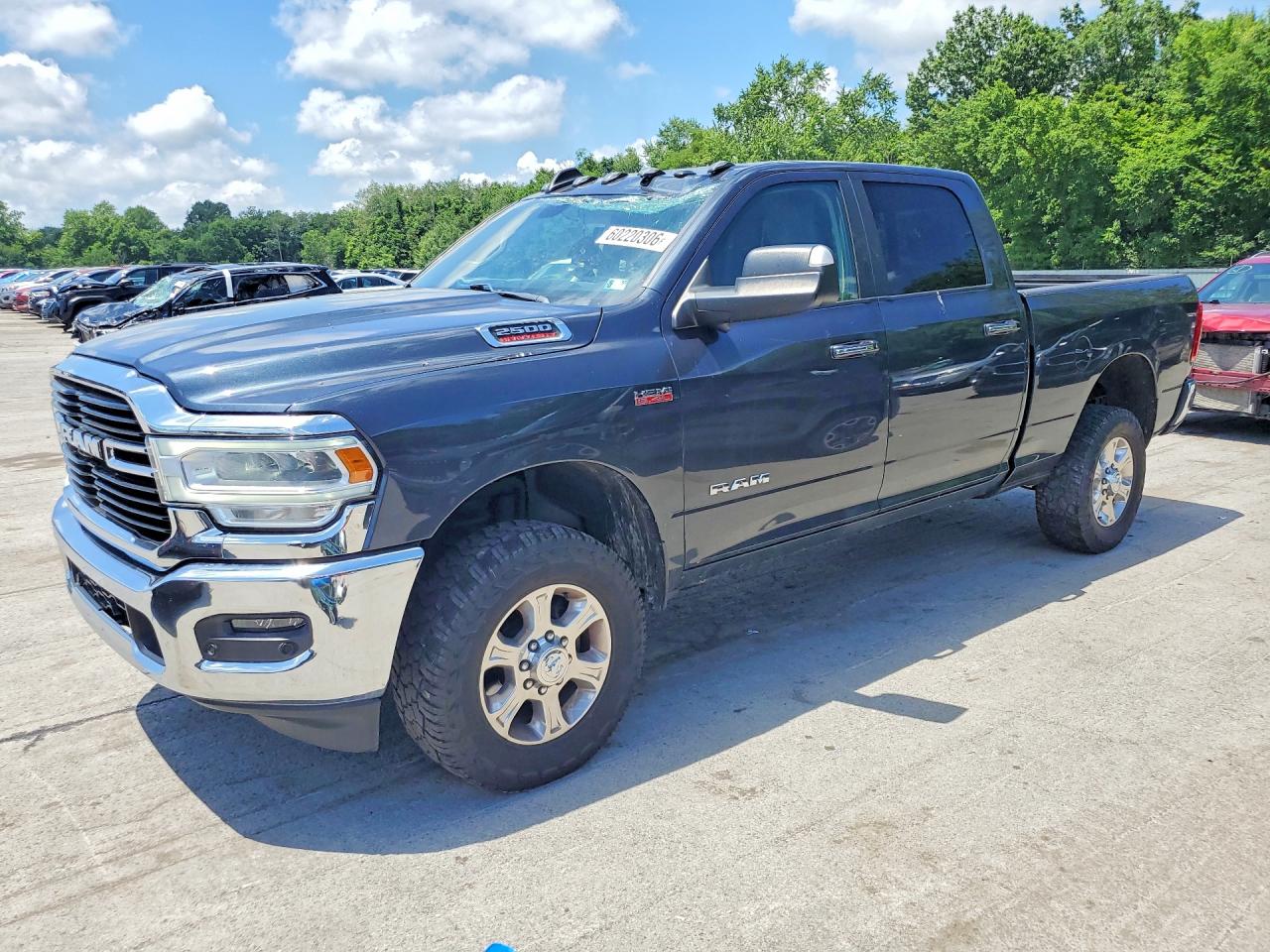 2019 Ram 2500 Big Horn, VIN 3C6UR5DJ3KG549981 — Roof