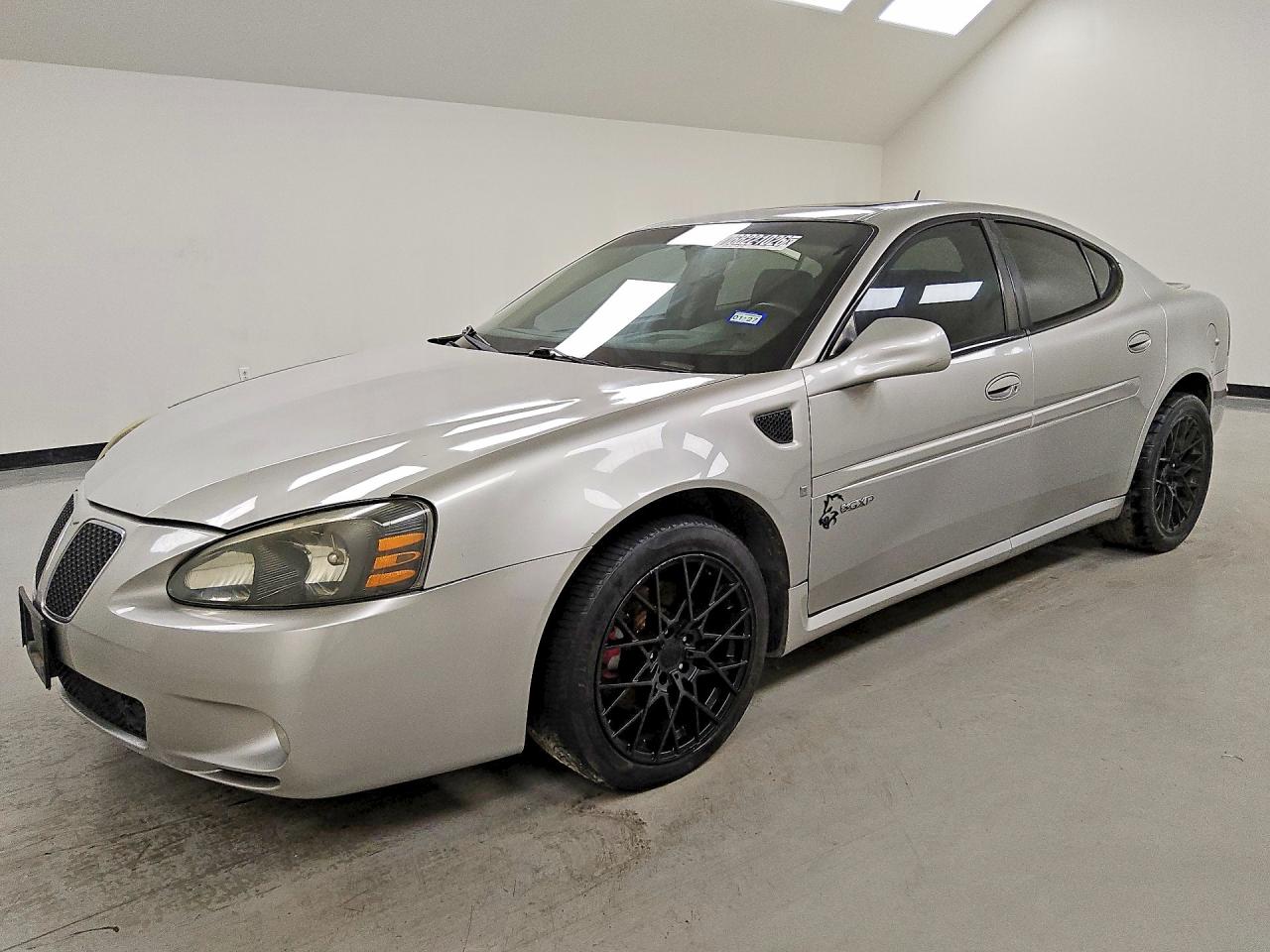 2008 Pontiac Grand Prix GXP, VIN 2G2WC55C081114733 — Механическое