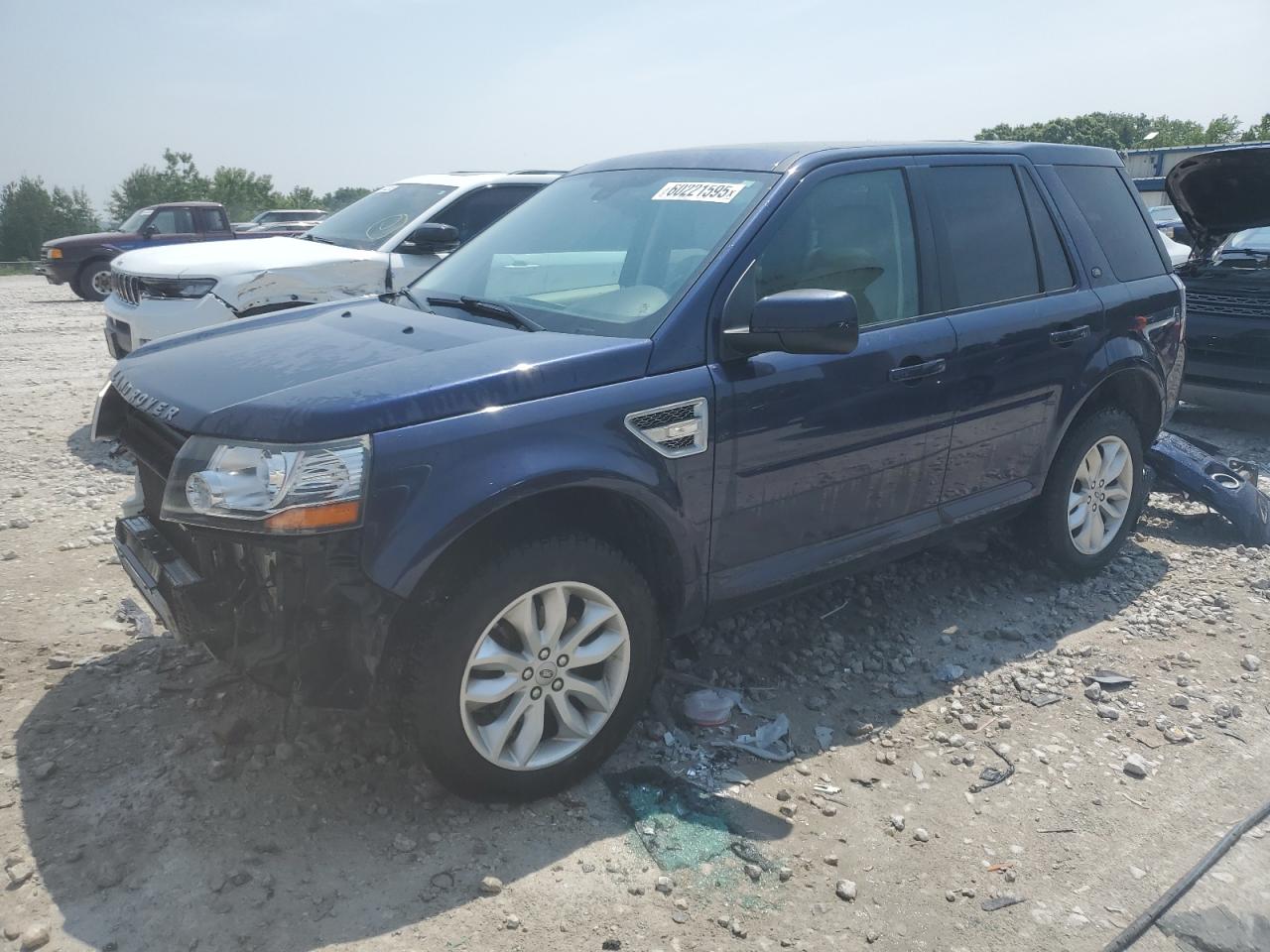 2015 Land Rover LR2 HSE, VIN SALFR2BG4FH428355 — Auction photo