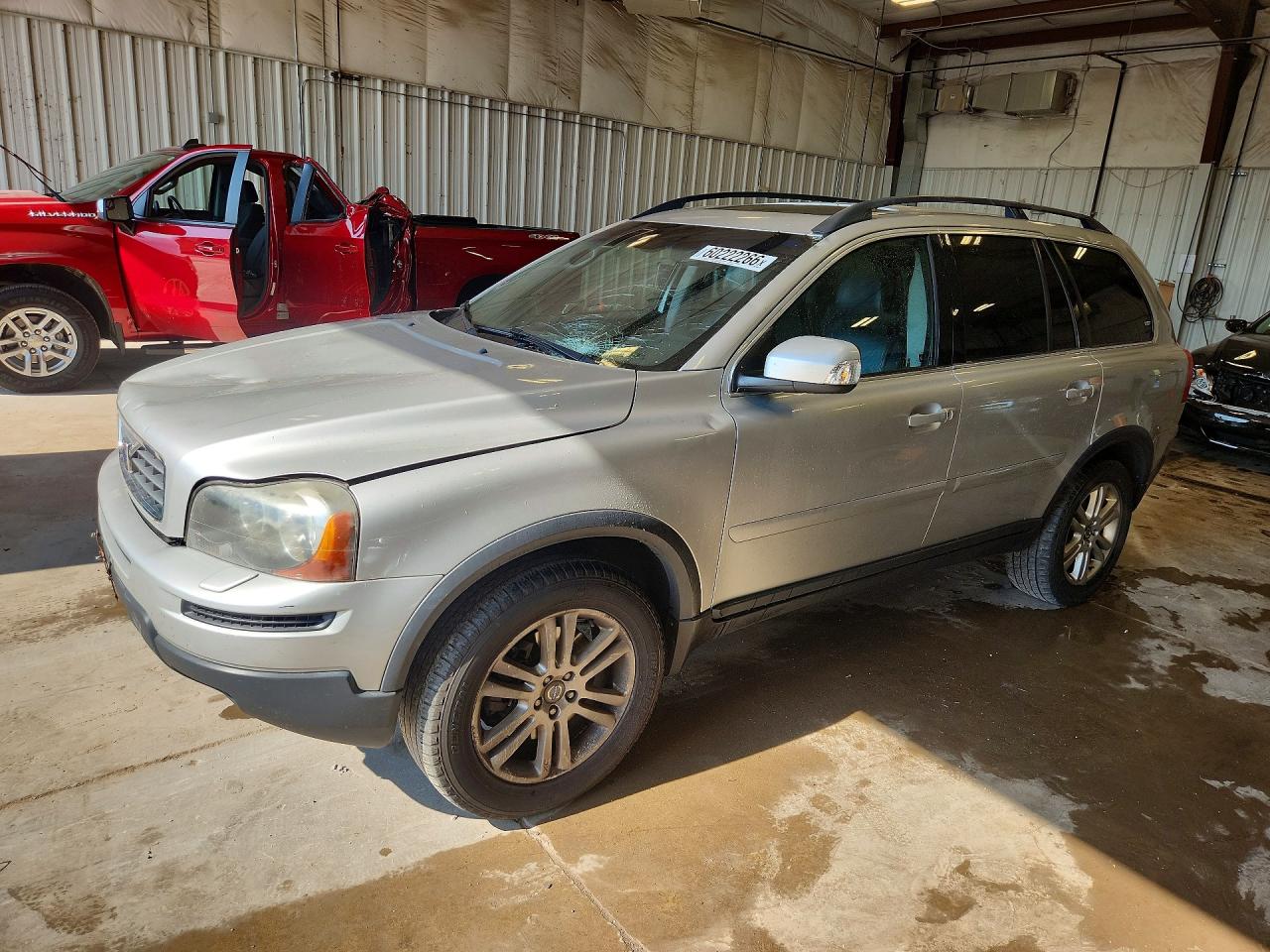 2010 Volvo XC90 I6, VIN YV4982CZ4A1543494 — Front end