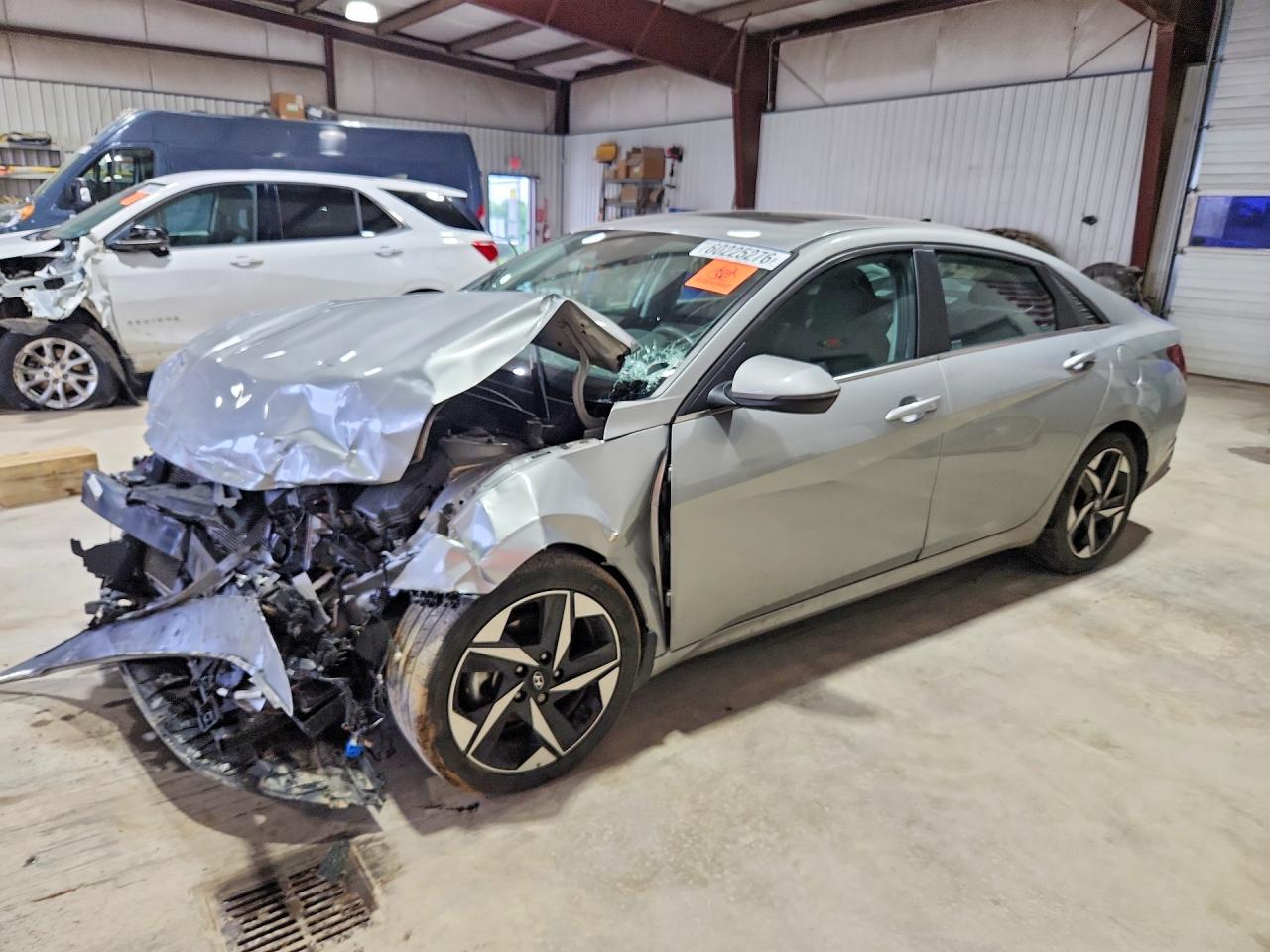 2022 Hyundai Elantra SEL, VIN 5NPLN4AG8NH060295 — Front end