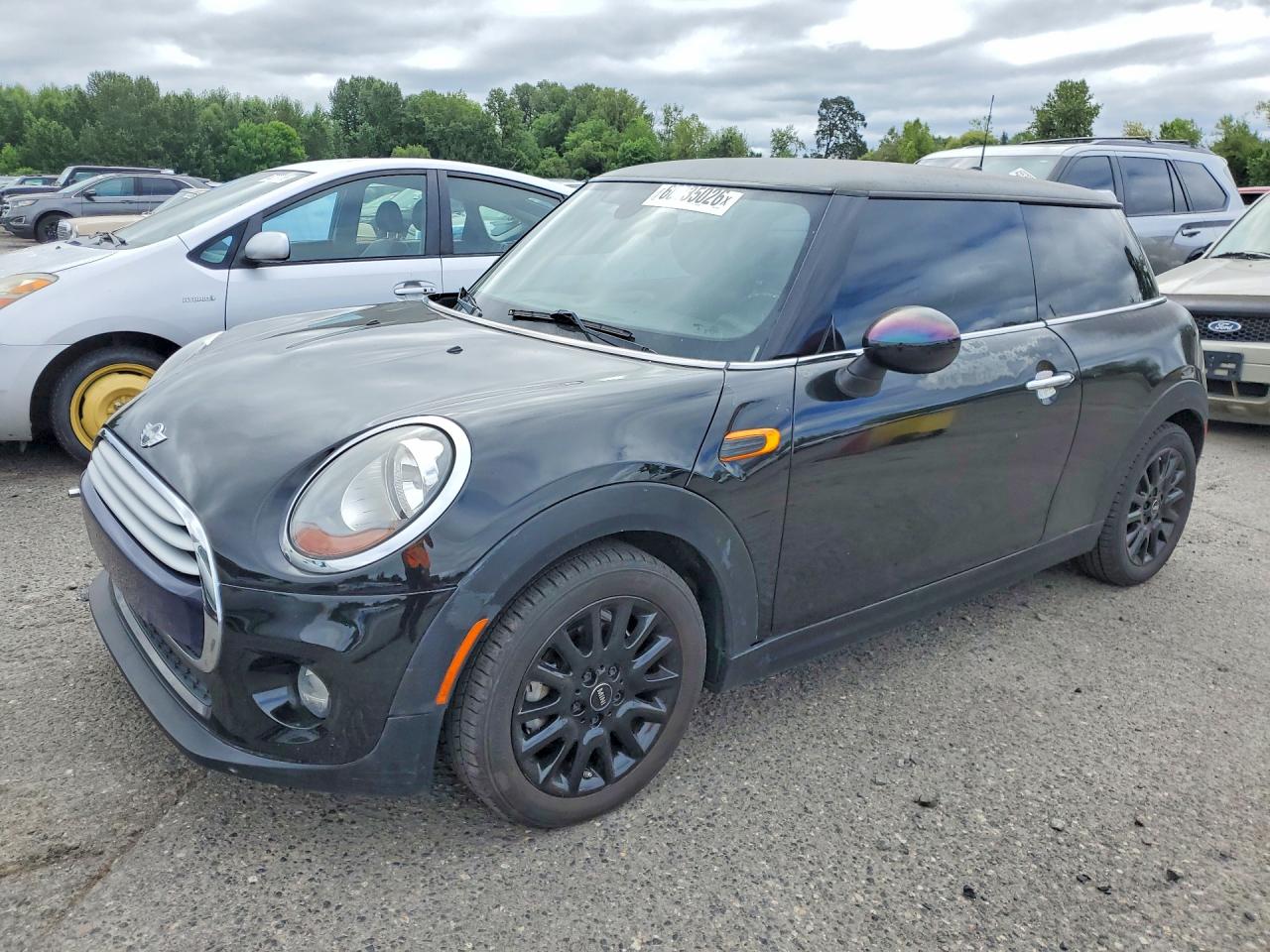 2015 MINI Hardtop, VIN WMWXM5C57F3A60470 — Minor dents and scratches