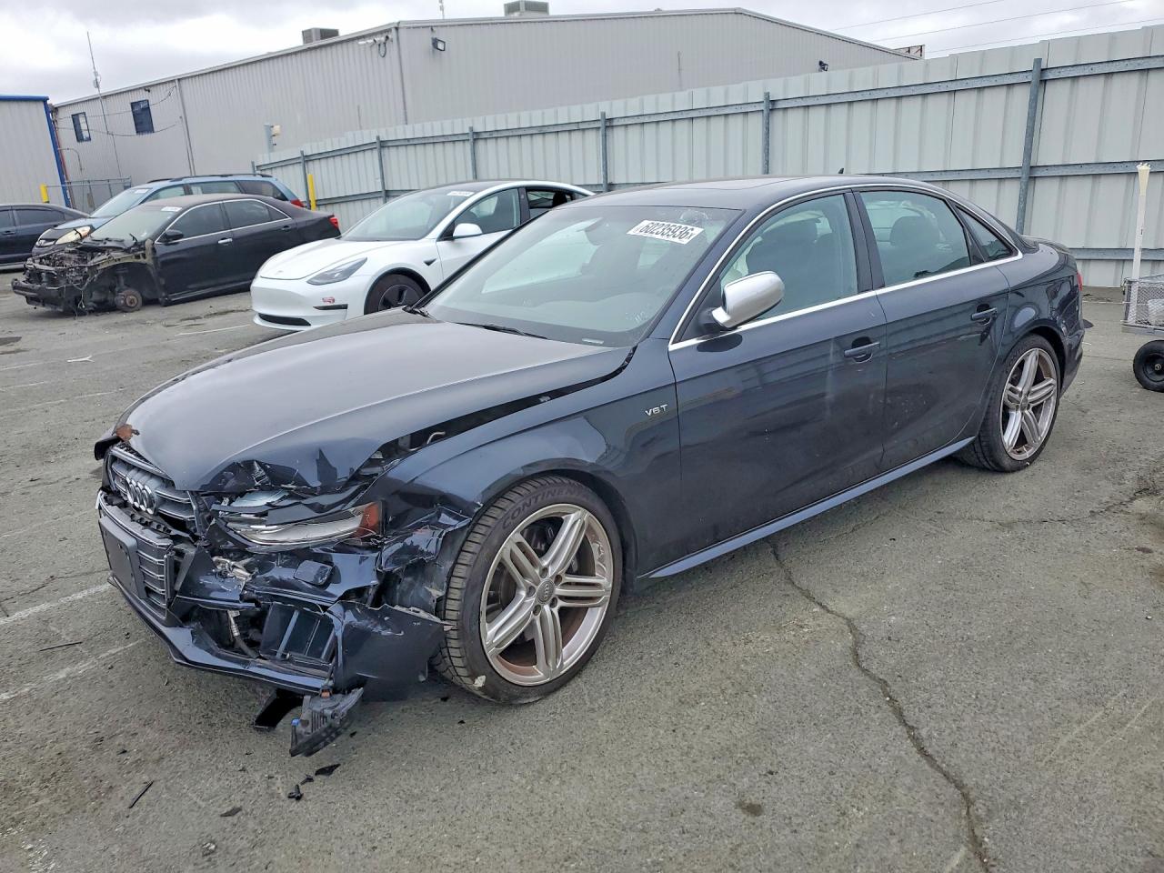 2014 Audi S4 Premium Plus, VIN WAUBGAFL4EA020617 — Front end