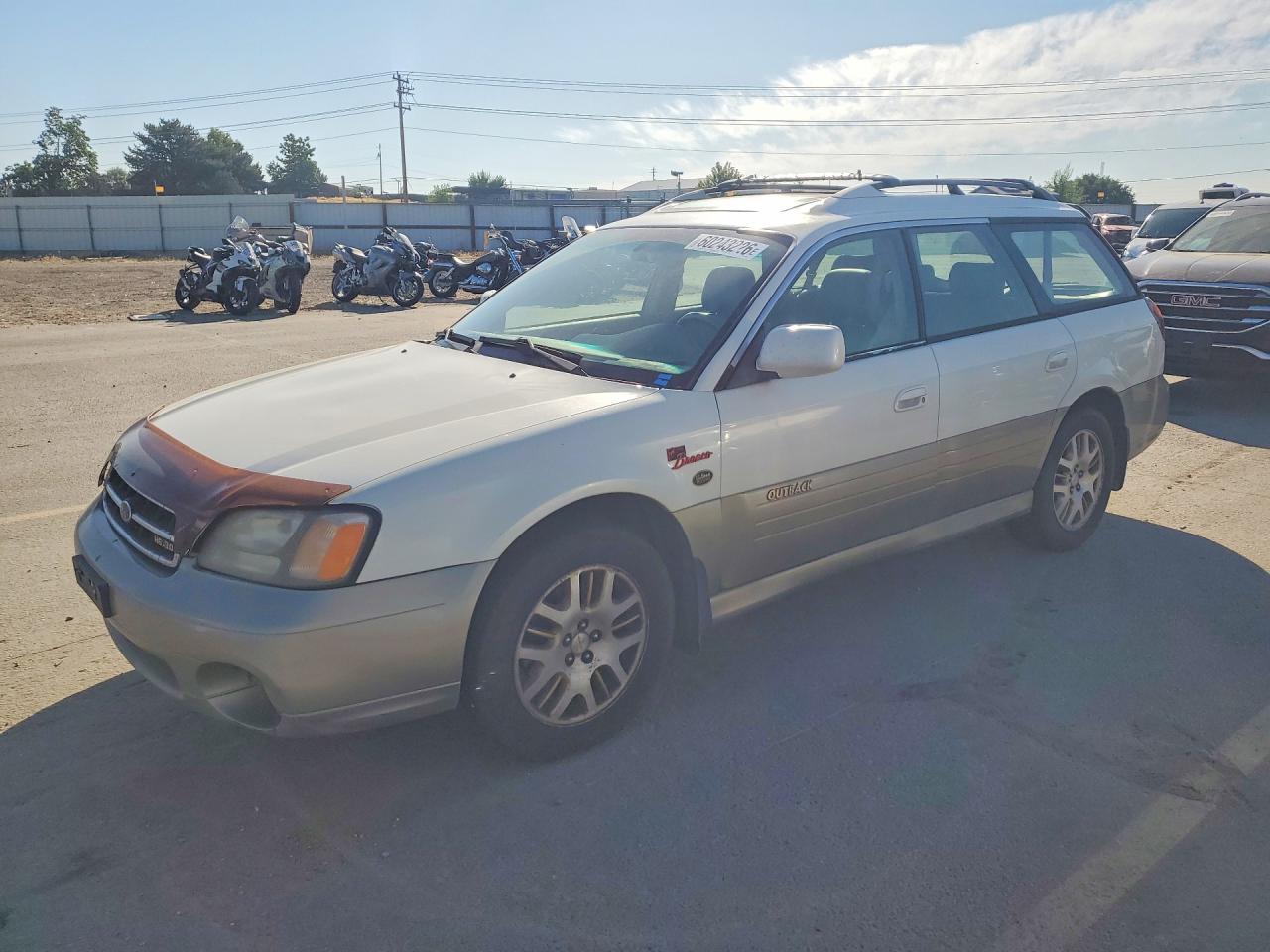 2002 Subaru Legacy Outback L.L. Bean, VIN 4S3BH806727607267 — Перед