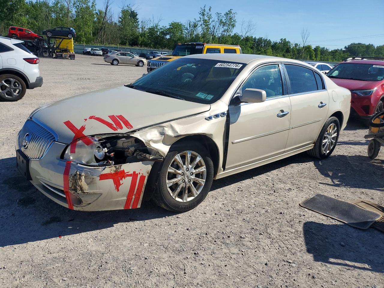 2010 Buick Lucerne CX, VIN 1G4HA5E1XAU124460 — Front end